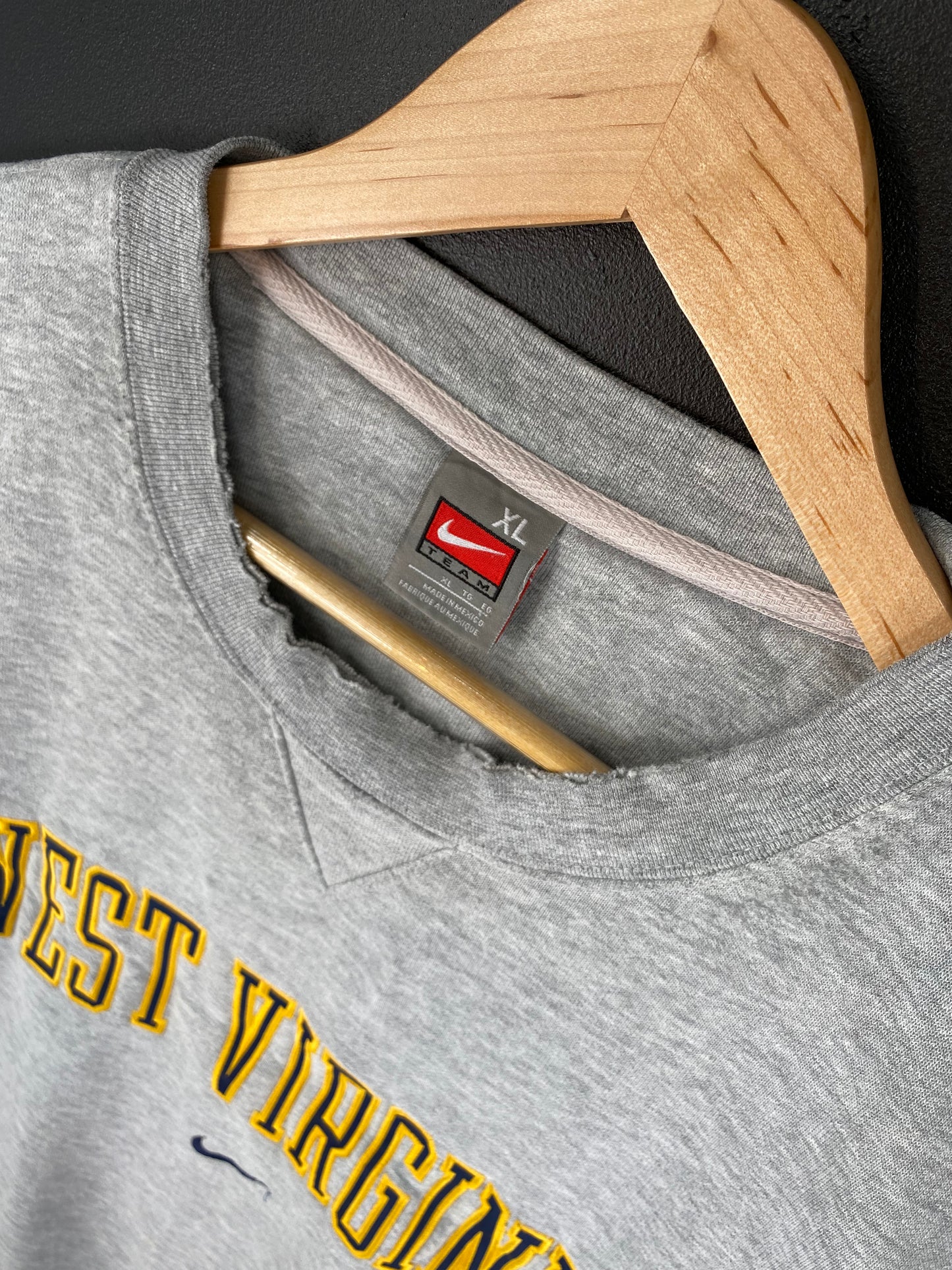 00' NIKE WEST VIRGINIA Size XL Vintage College Sweat-Shirts/ A414
