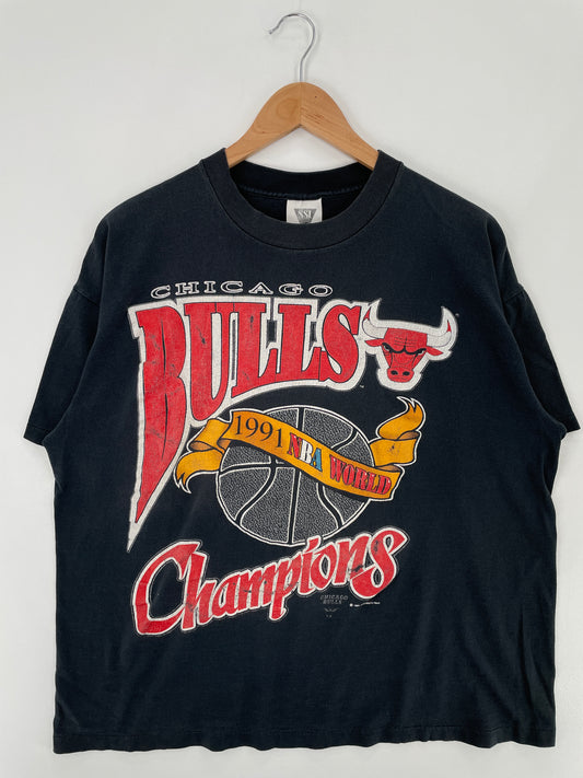 1991 CHICAGO BULLS Made in USA Size XL Vintage NBA T-Shirt / E43