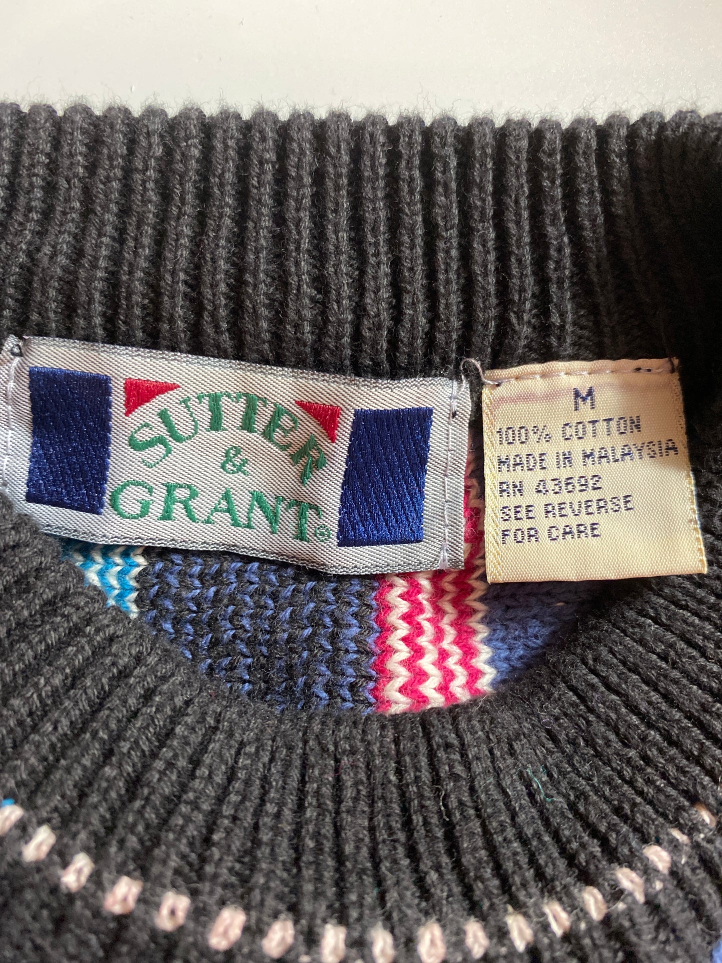 Vintage 3D Coogi-Style Size M Knit Sweater / 9778