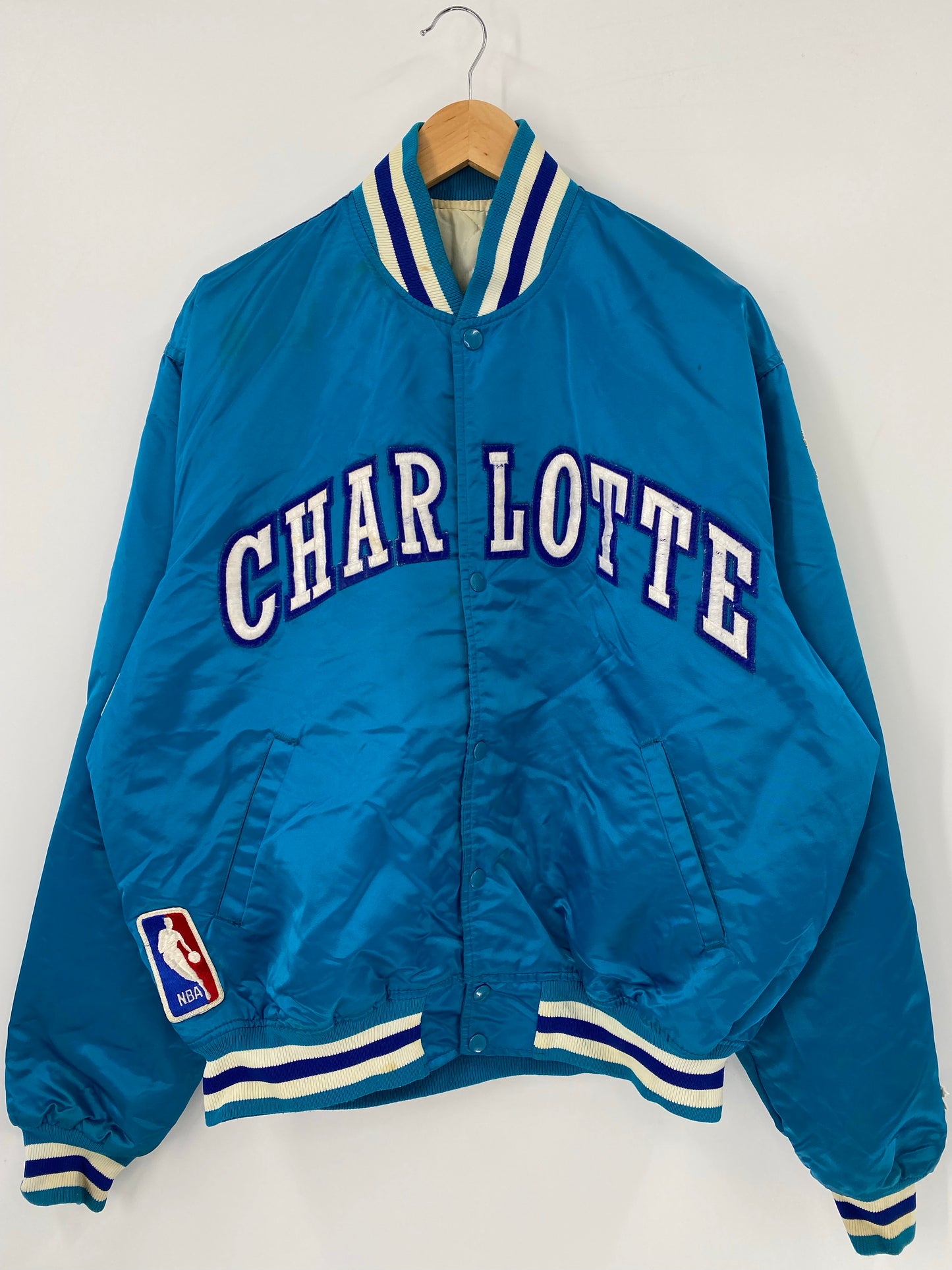 90’s STARTER x CHARLOTTE HORNETS Made in USA Size XL Vintage Button Up Nylon Jacket  / K4837