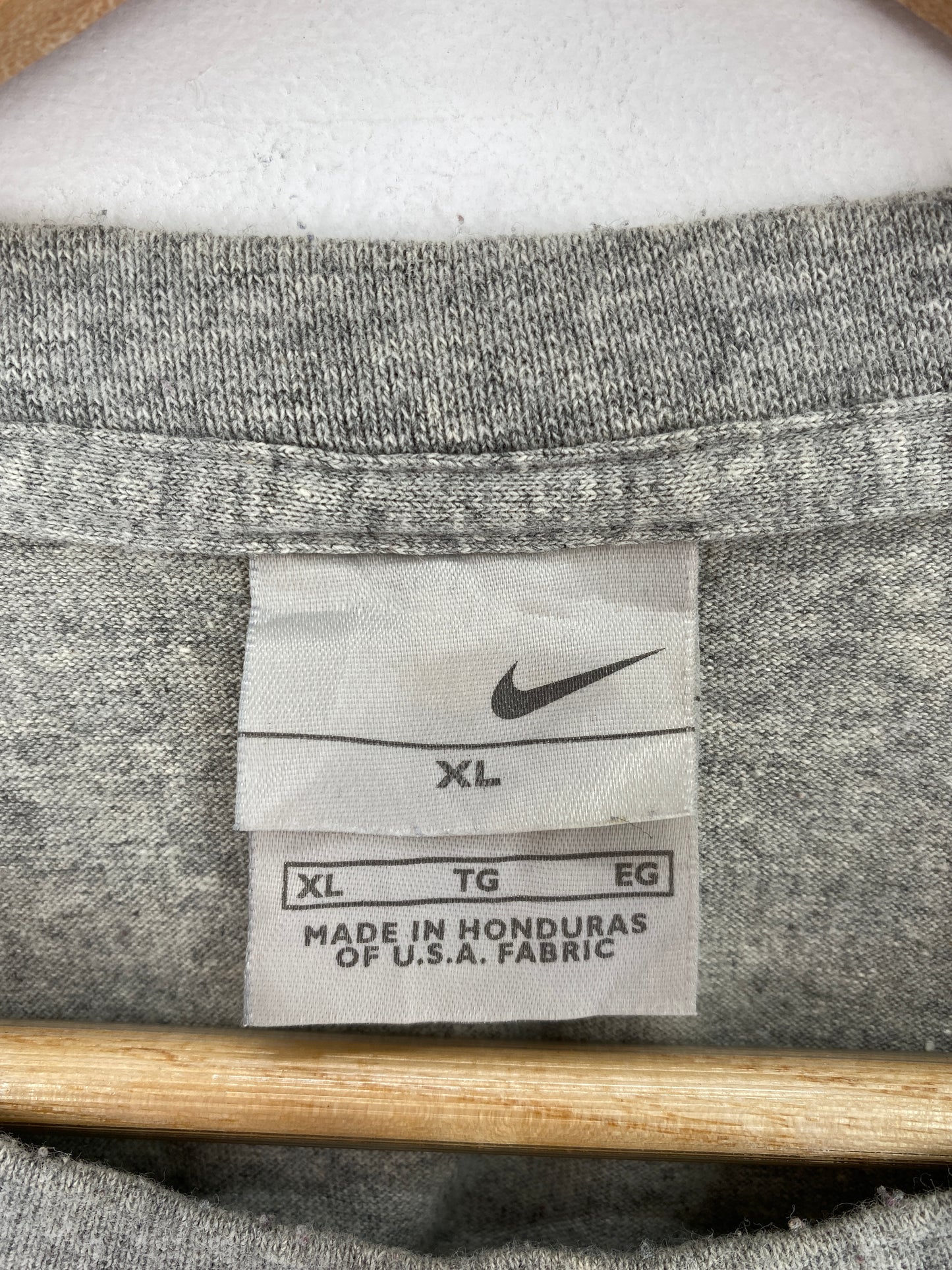 00’ NIKE Size XL Vintage T-shirt / A3891