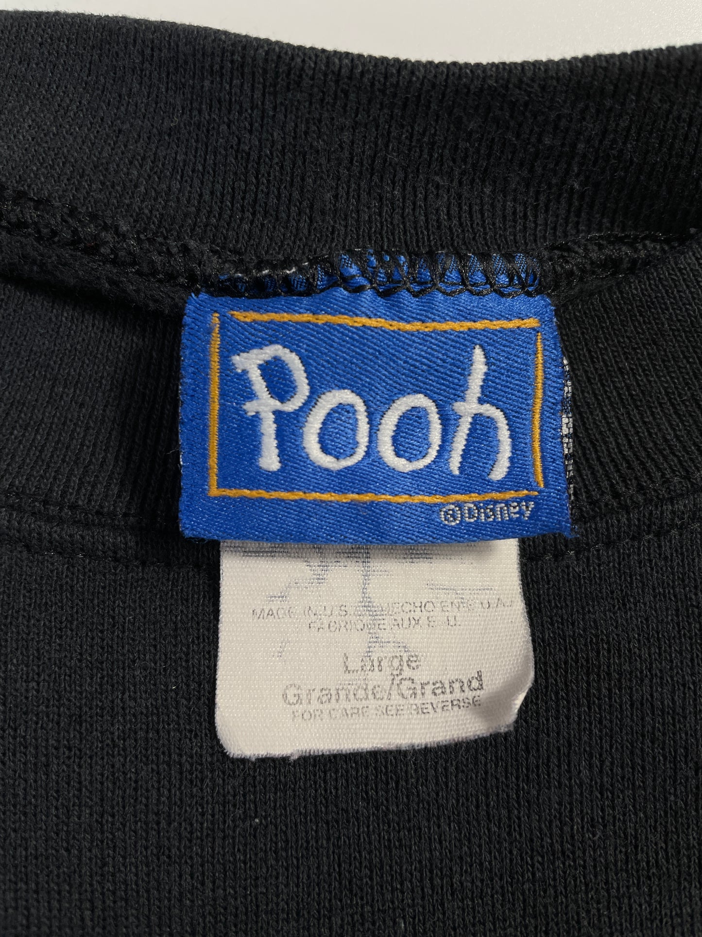 00' WINNIE THE POOH Made in USA Size L Vintage Sweat Shirt / E4123S