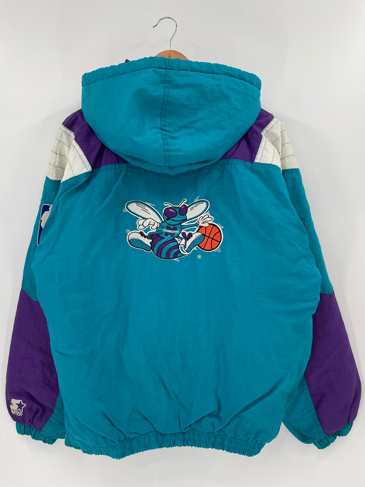 90's STARTER x CHARLOTTE HORNETS Size XL Vintage NFL Padded Nylon Jacket / K6269