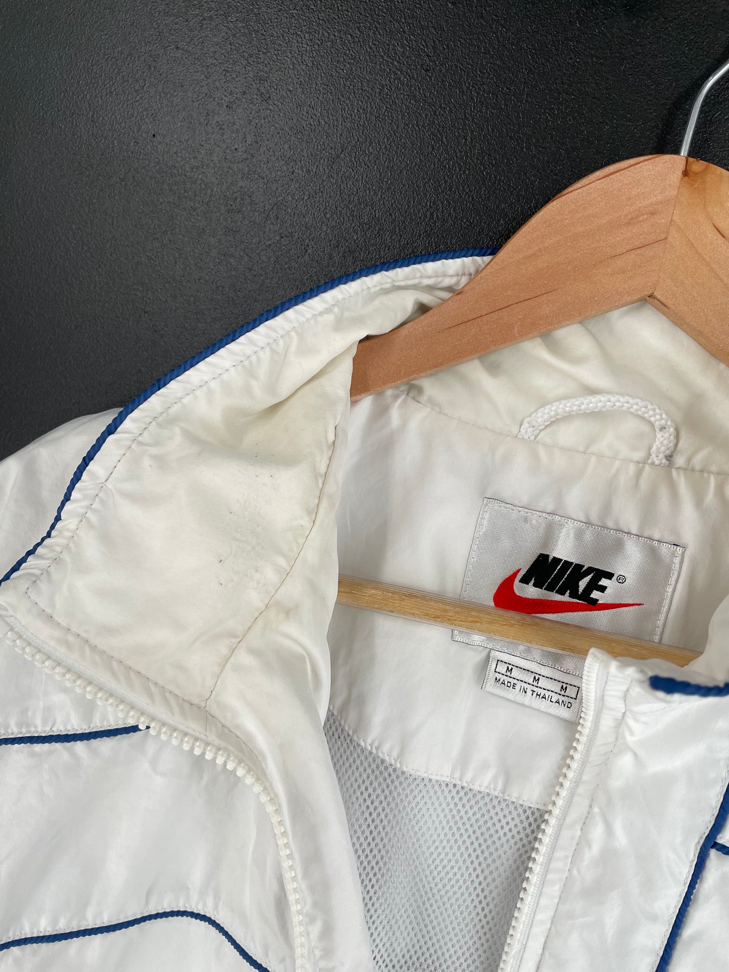 90’s NIKE Size M Vintage Nylon Jacket / A1787