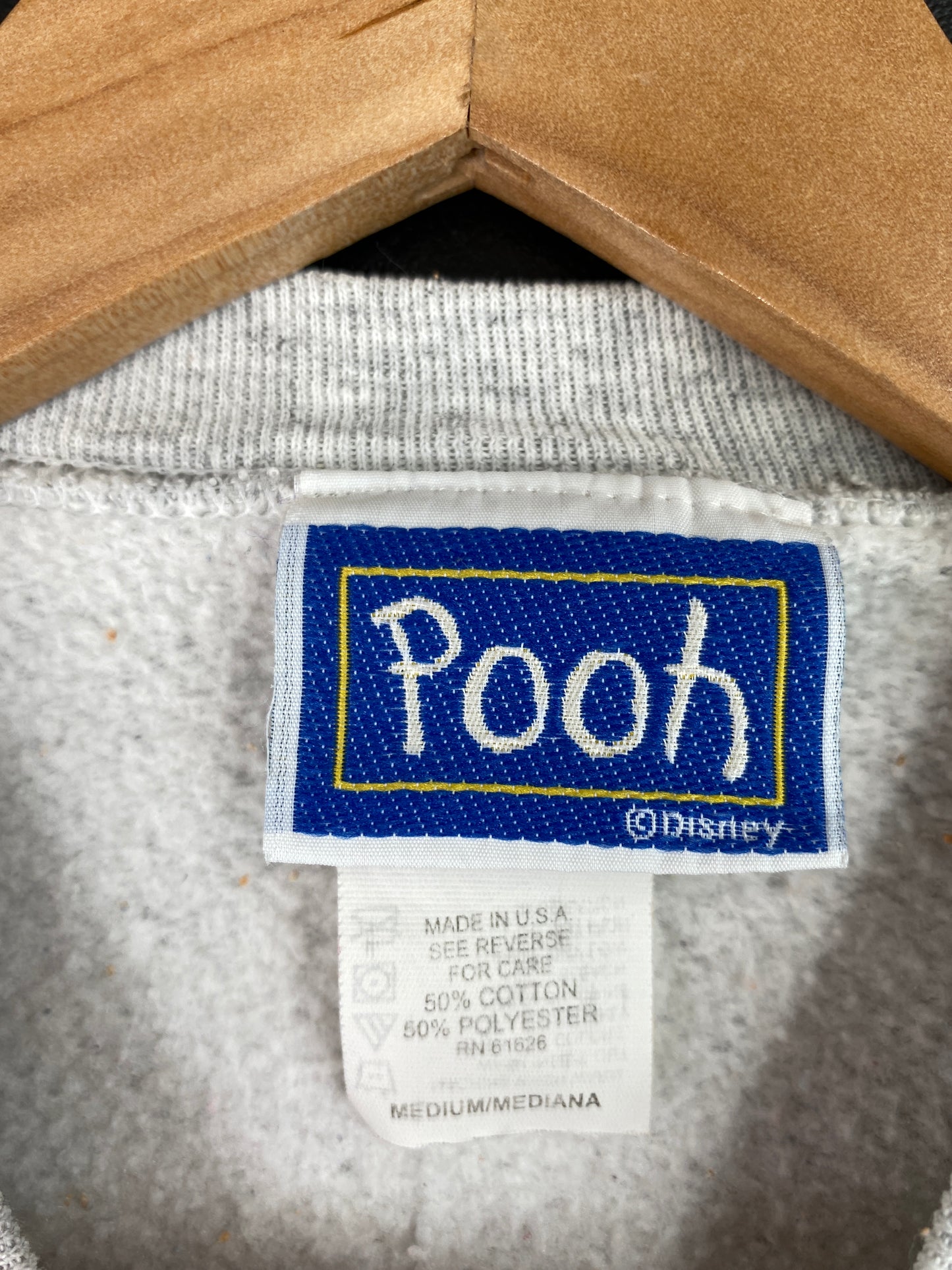 00' DISNEY WINNIE THE POOH HALLOWEEN Made in USA Size M Vintage Sweat-shirt / A7289