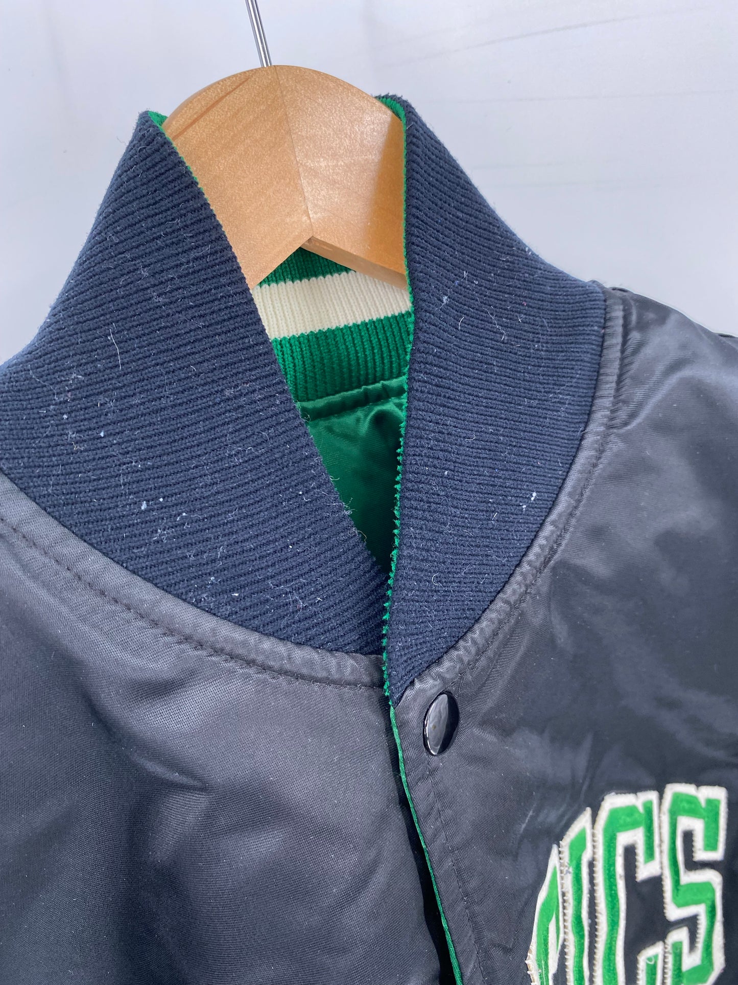 90’s STARTER x BOSTON CELTICS Size XL NBA Reversible Nylon Jacket / K6907