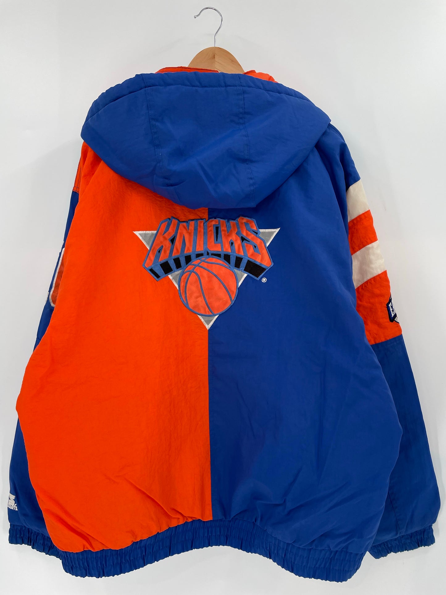 90's STARTER x NEW YORK KNICKS Size XL Vintage NFL Padded Nylon Jacket / K6268