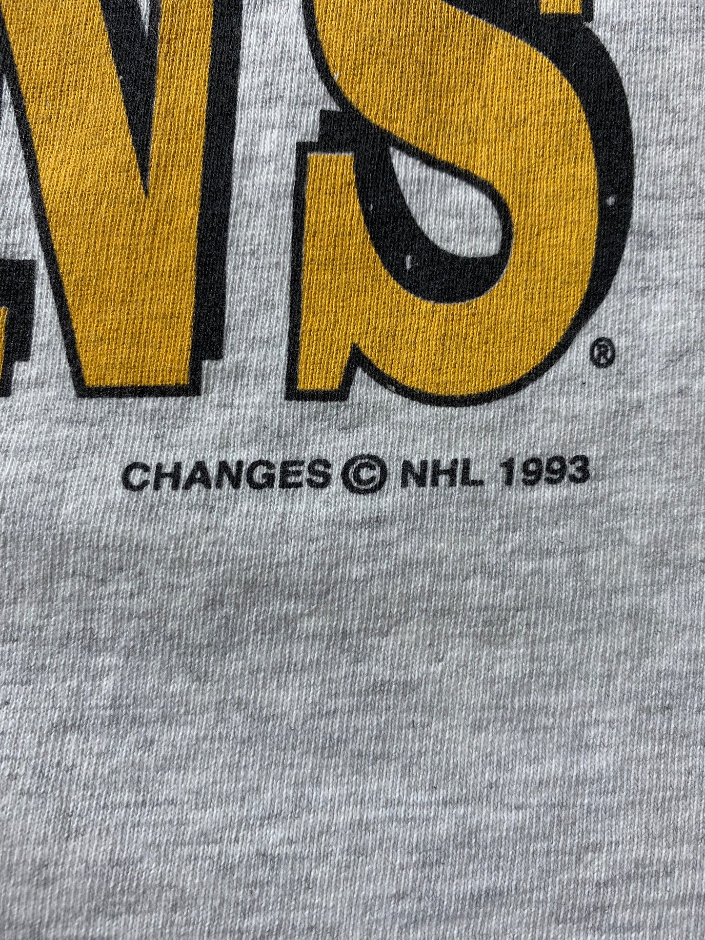 1993 LOONEY TUNES x PITTSBURGH PENGUINS Made in USA Size XL Vintage NHL T-shirt / K9848