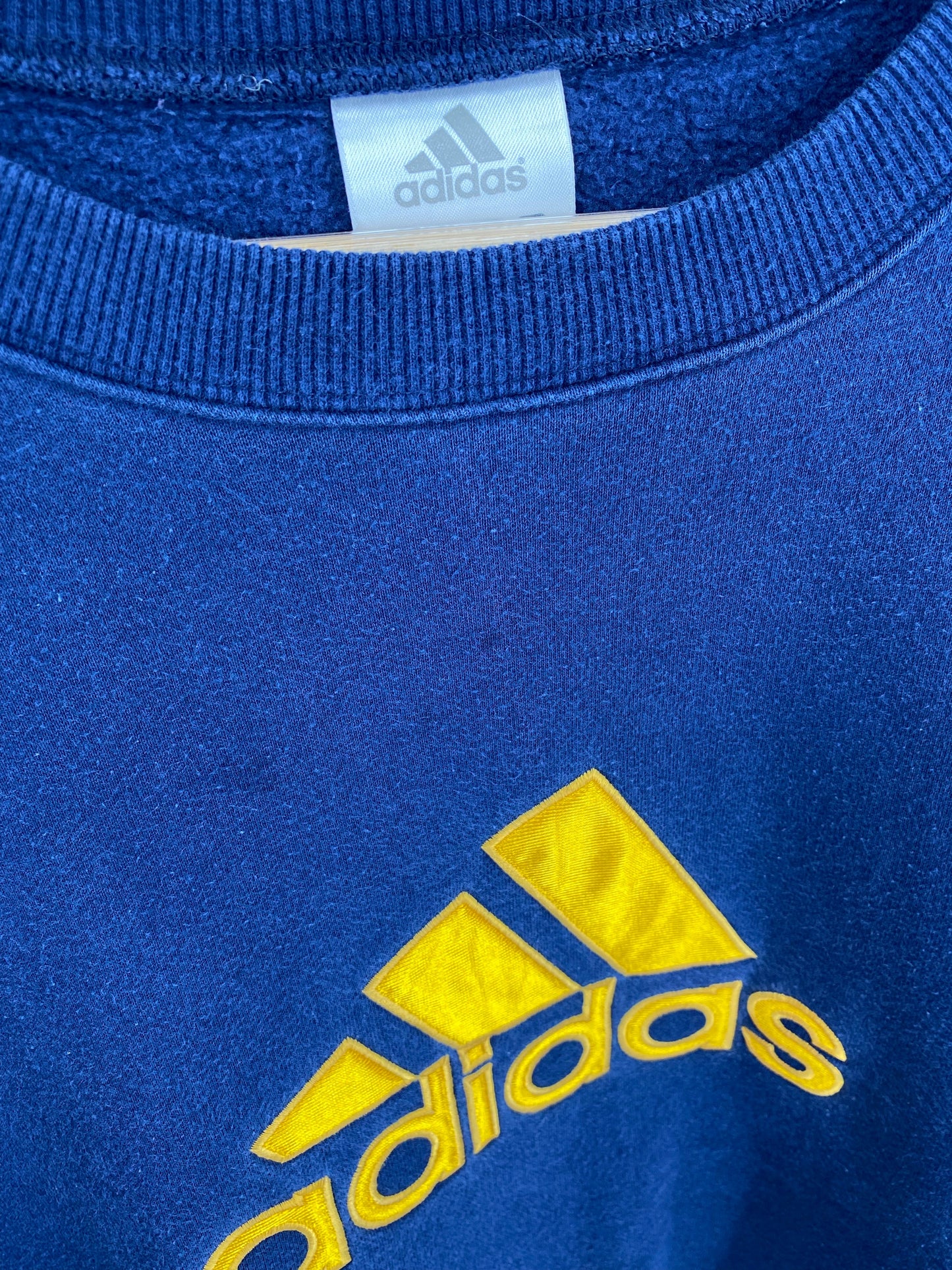 00’ ADIDAS Size XL Vintage Sweat - Shirt / A8877