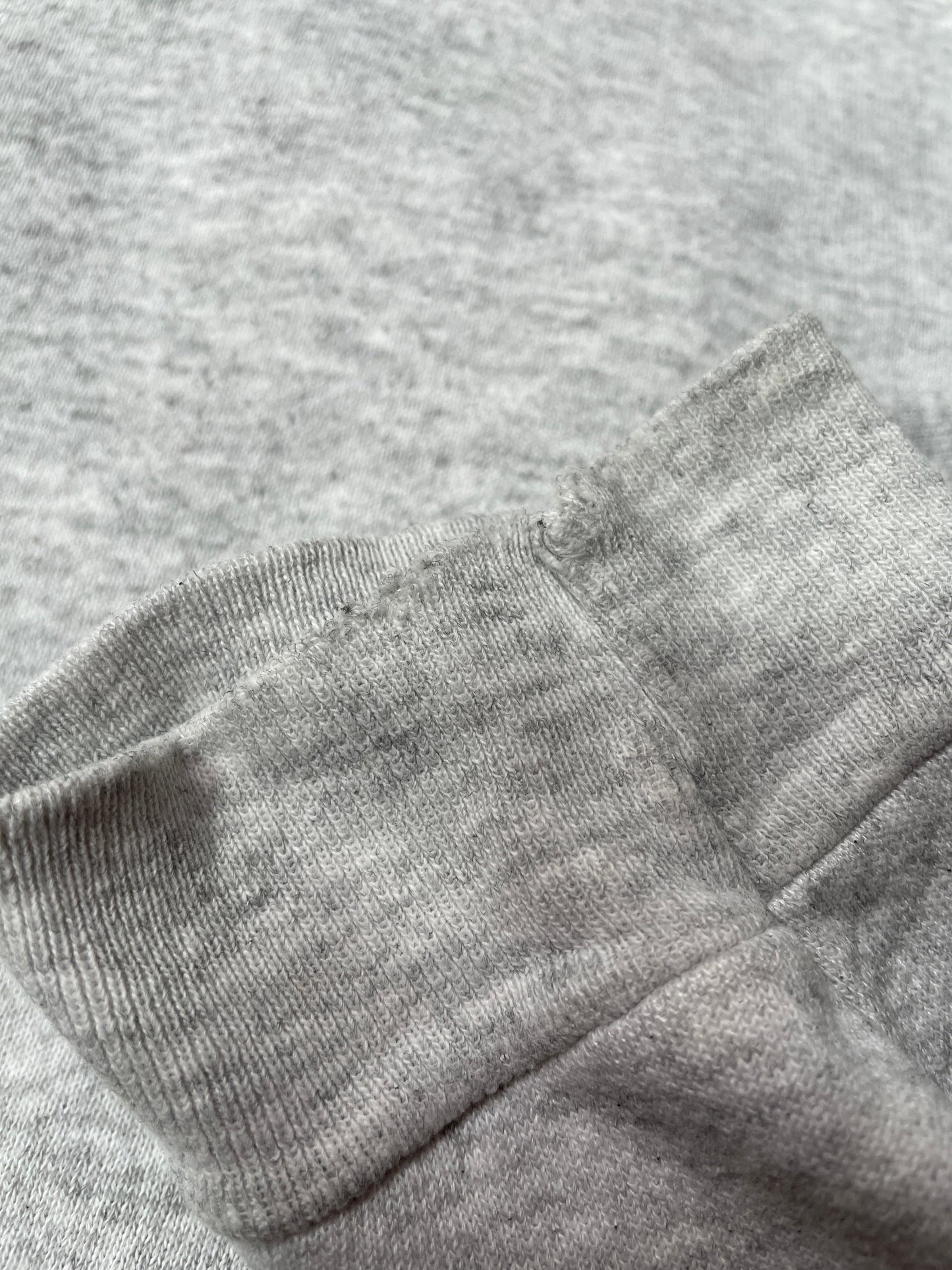 00’ DISNEY POOH Made in USA Size XL Vintage Sweat-shirt / A3885