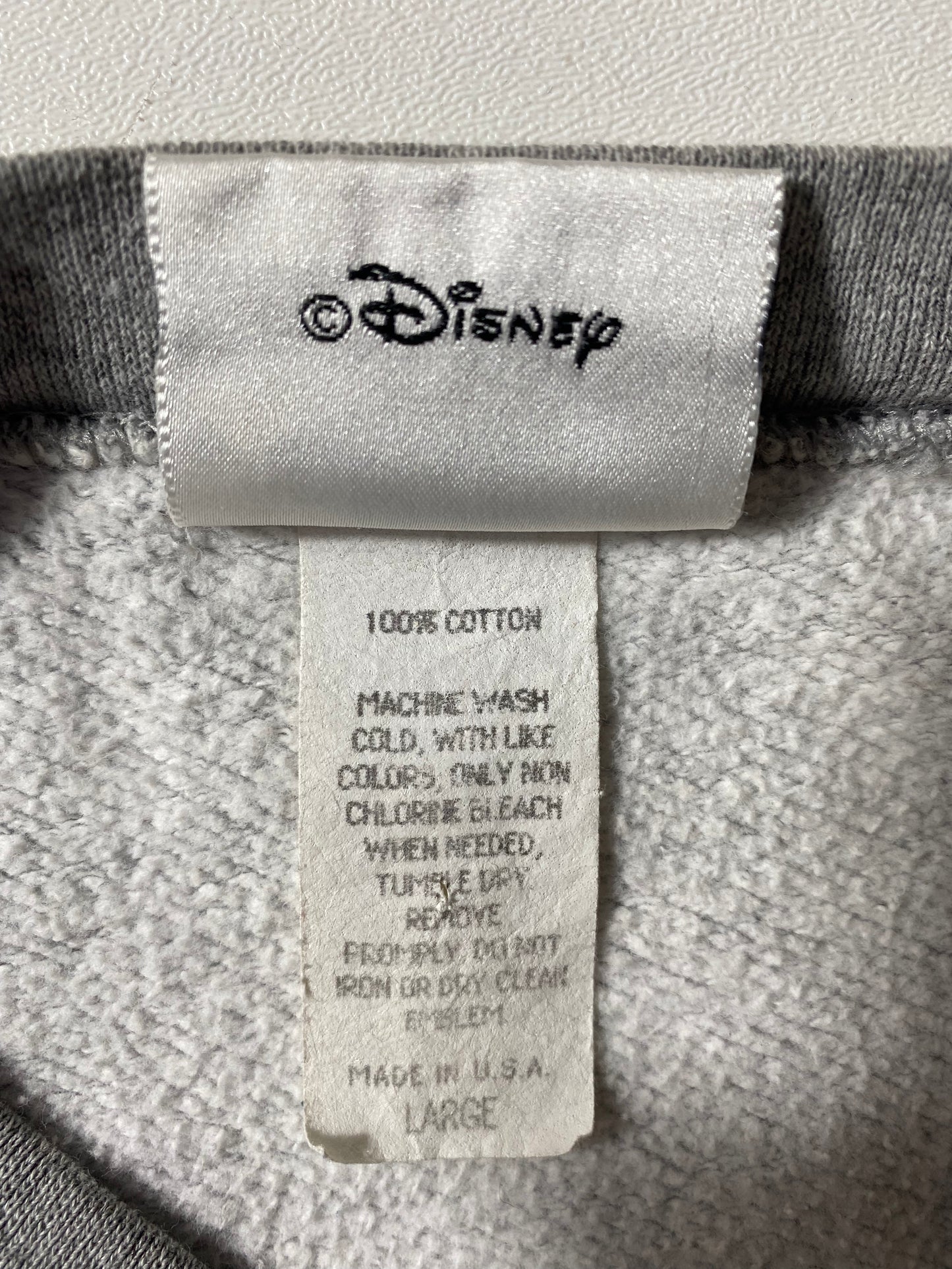 00' DISNEY MICKEY Made in USA Size L Vintage Sweat-shirt / A205
