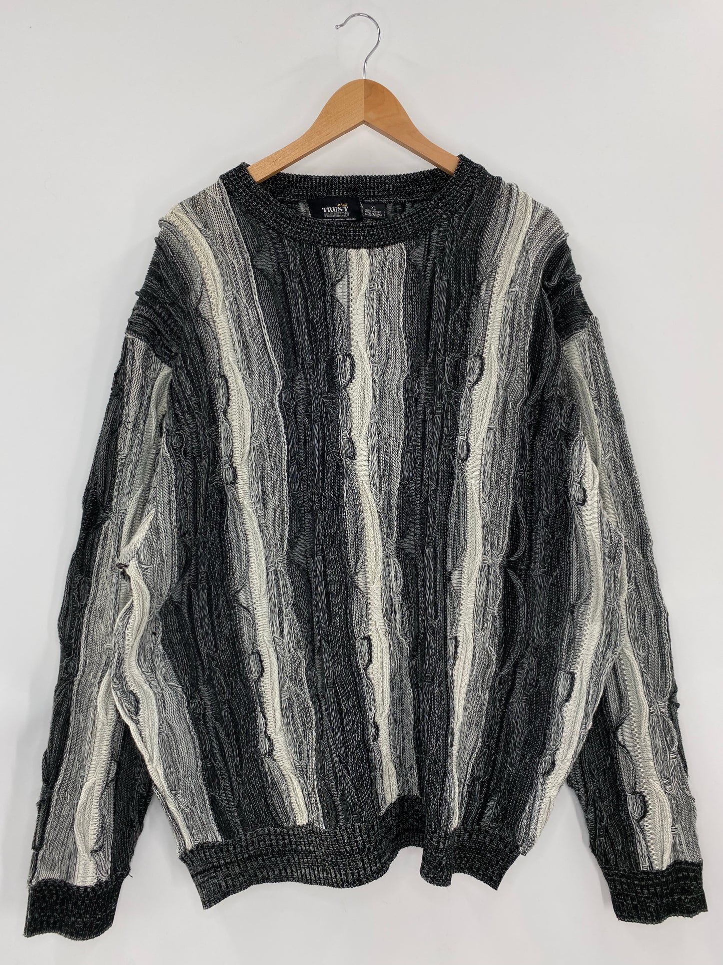 Vintage 3D COOGI- Style Size XL Knit Sweater / K4230