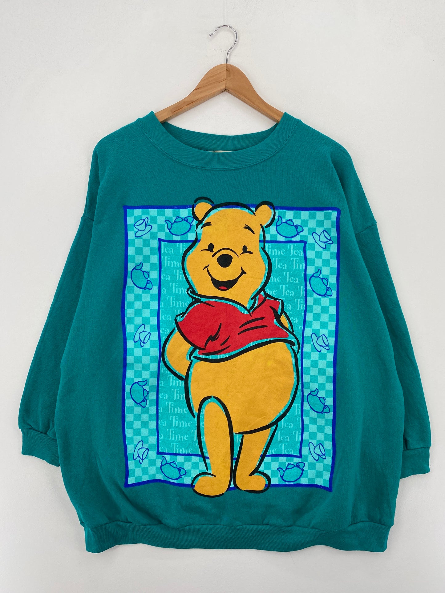 00’ DISNEY WINNIE THE POOH Approx. Size XL Vintage Sweat-shirt / A7588