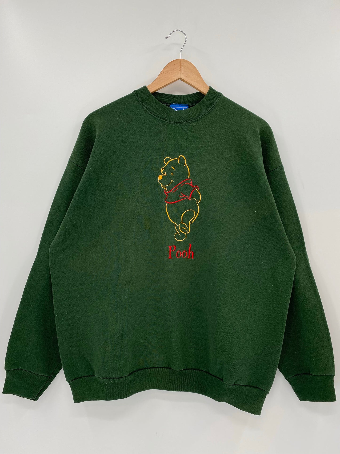 00' DISNEY WINNIE THE POOH Size Approx.XL Vintage Sweat-shirt / A6757