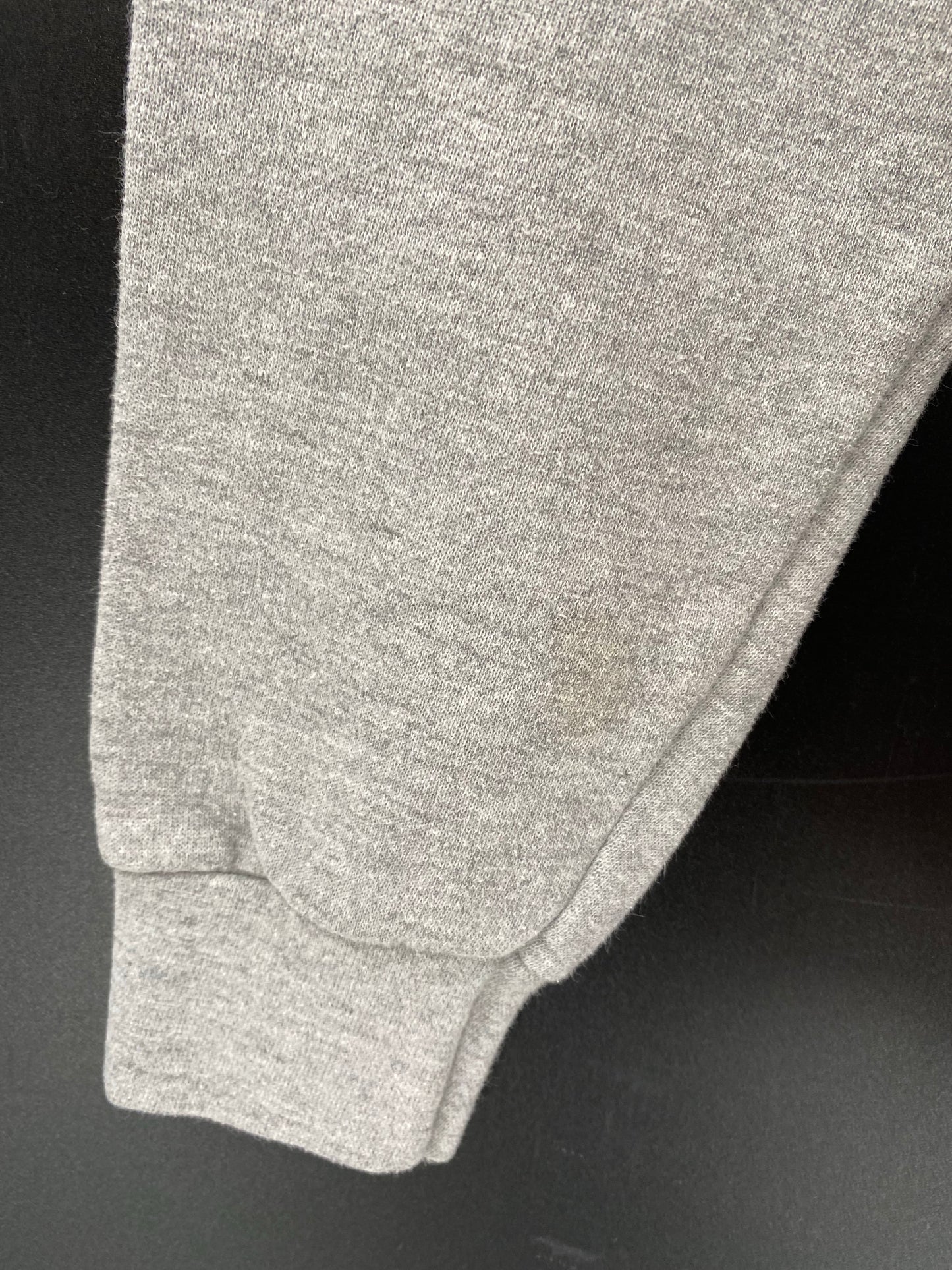 00' DISNEY EEYORE Size M Vintage Sweat-shirt / K4133