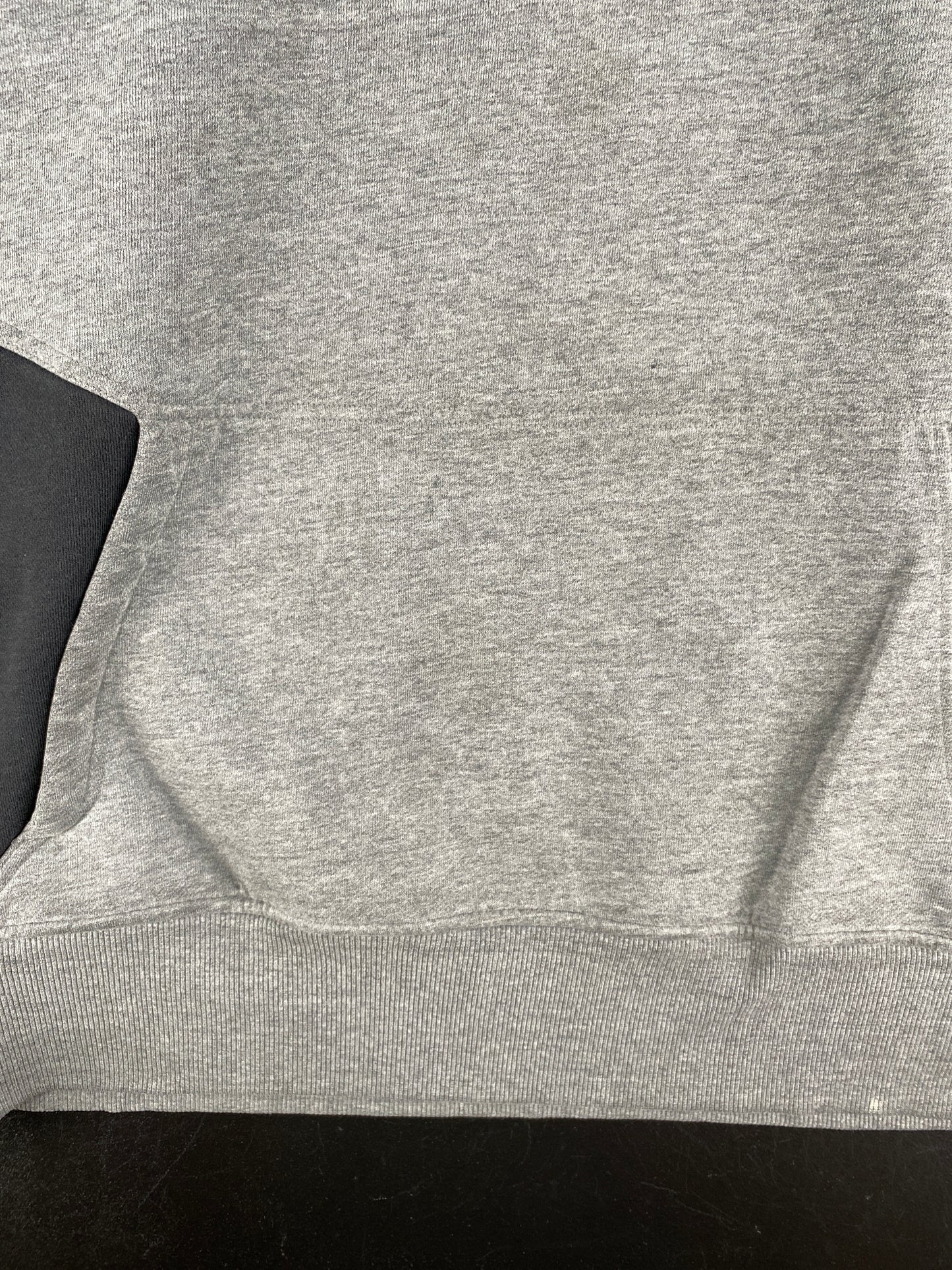 00’ NIKE IOWA HAWKEYES Size L Vintage College Hoodie Sweat-Shirt / A6374