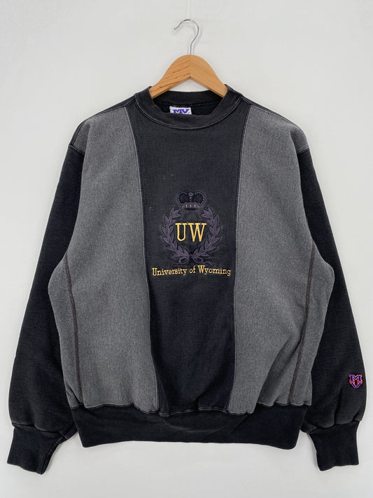 90’s UNIVERSITY OF WYOMING Made in USA Size XL Vintage College Sweat-Shirt / A7760