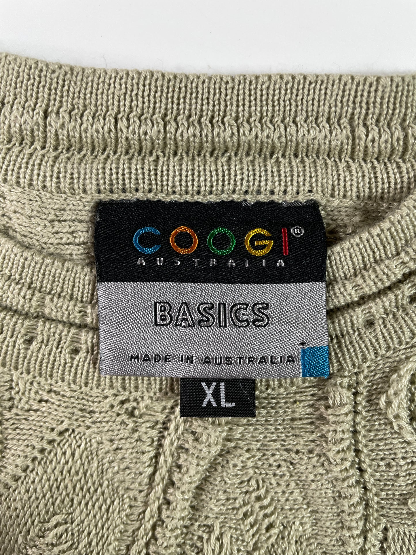 Vintage COOGI Size XL Knit Sweater / E1996K