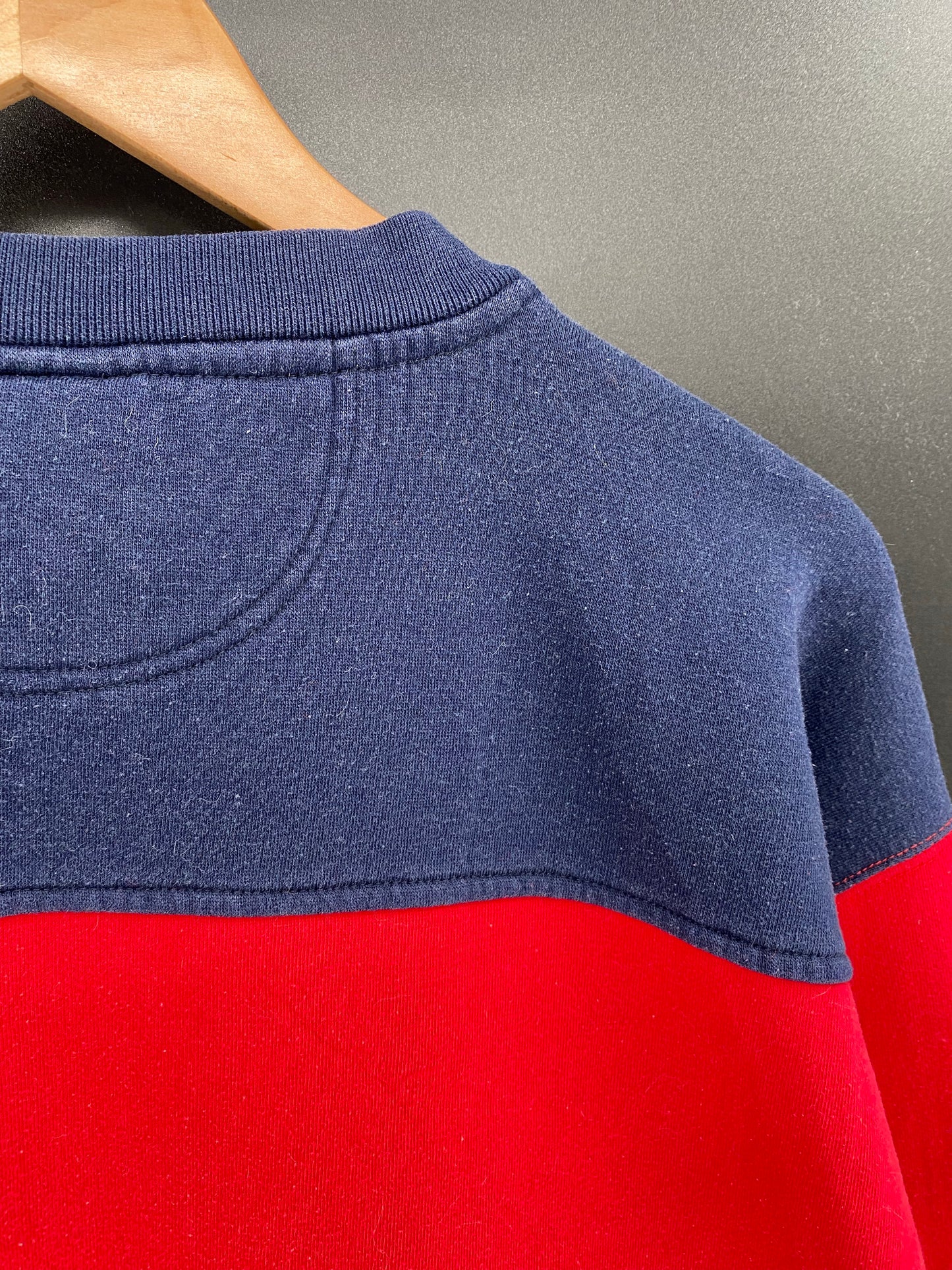 00’ DISNEY POOH Size XL Vintage Sweat-Shirt /k5432