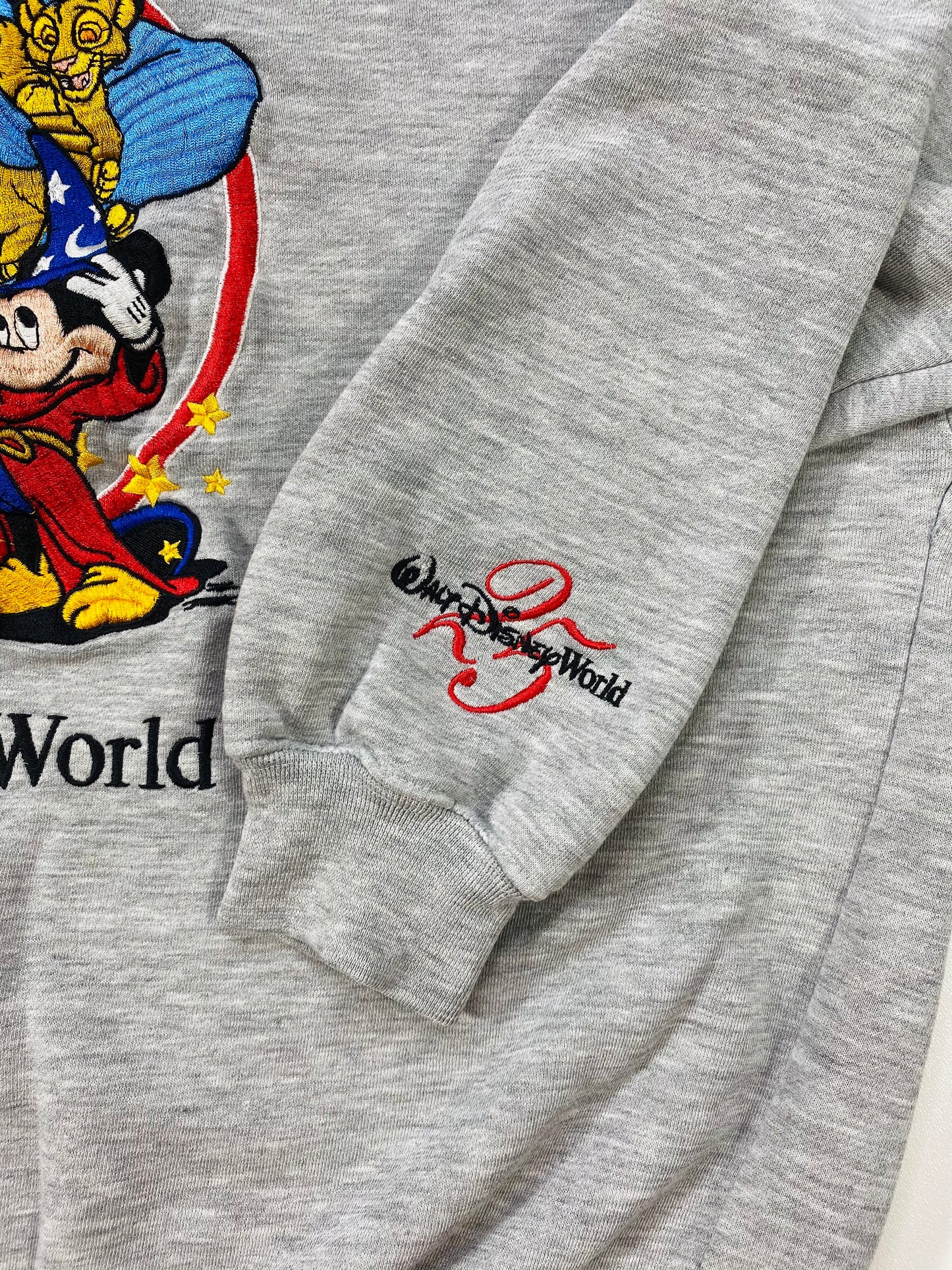 90’s Disney Aladin x Lion King x Mickey x Goofy Size L Vintage Sweat-shirt  / 6052