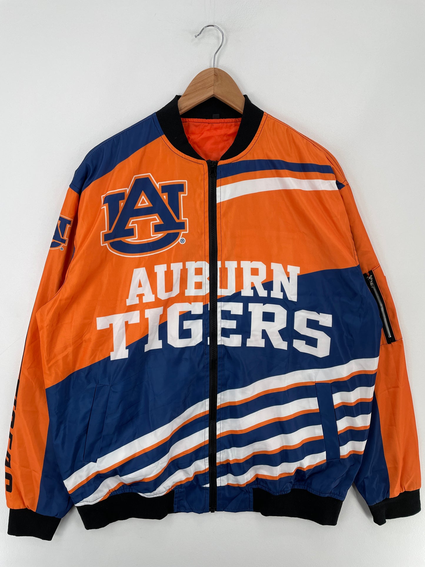 .Vintage AUBURN TIGERS Size XL College Padded Nylon Jacket / E4277N