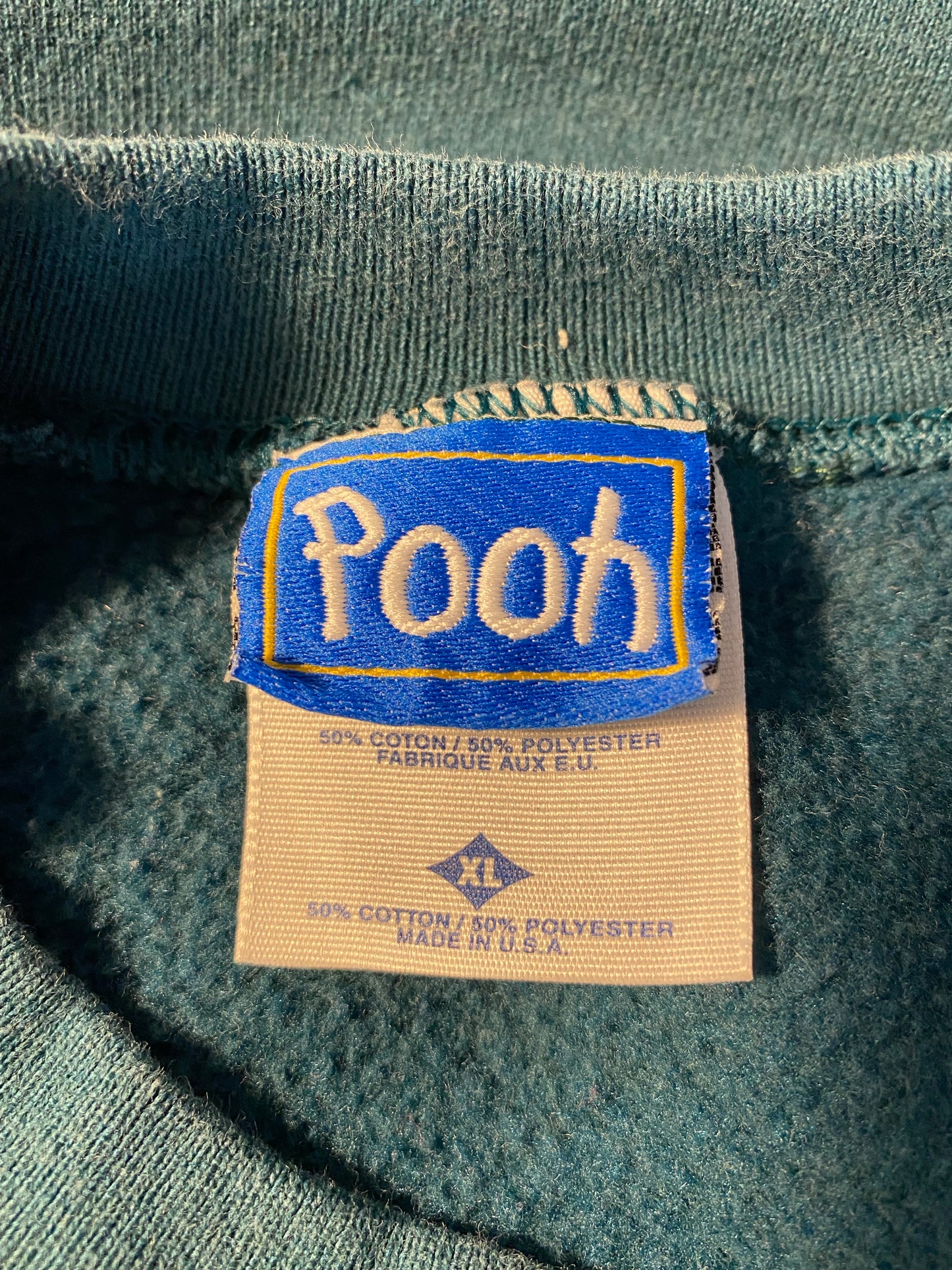 00’ DISNEY POOH Made in USA Size XL Vintage Sweat-shirt / k5678