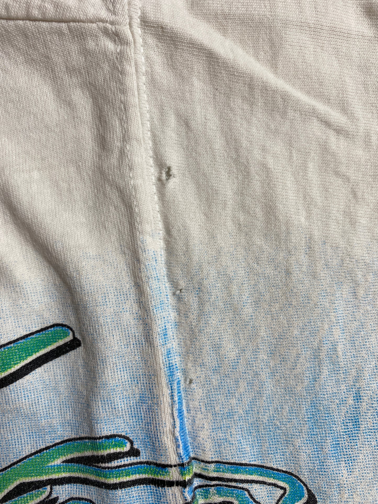 1997 DU PONT NASCAR  Made in USA Size L Vintage Racing T-shirt / 9455