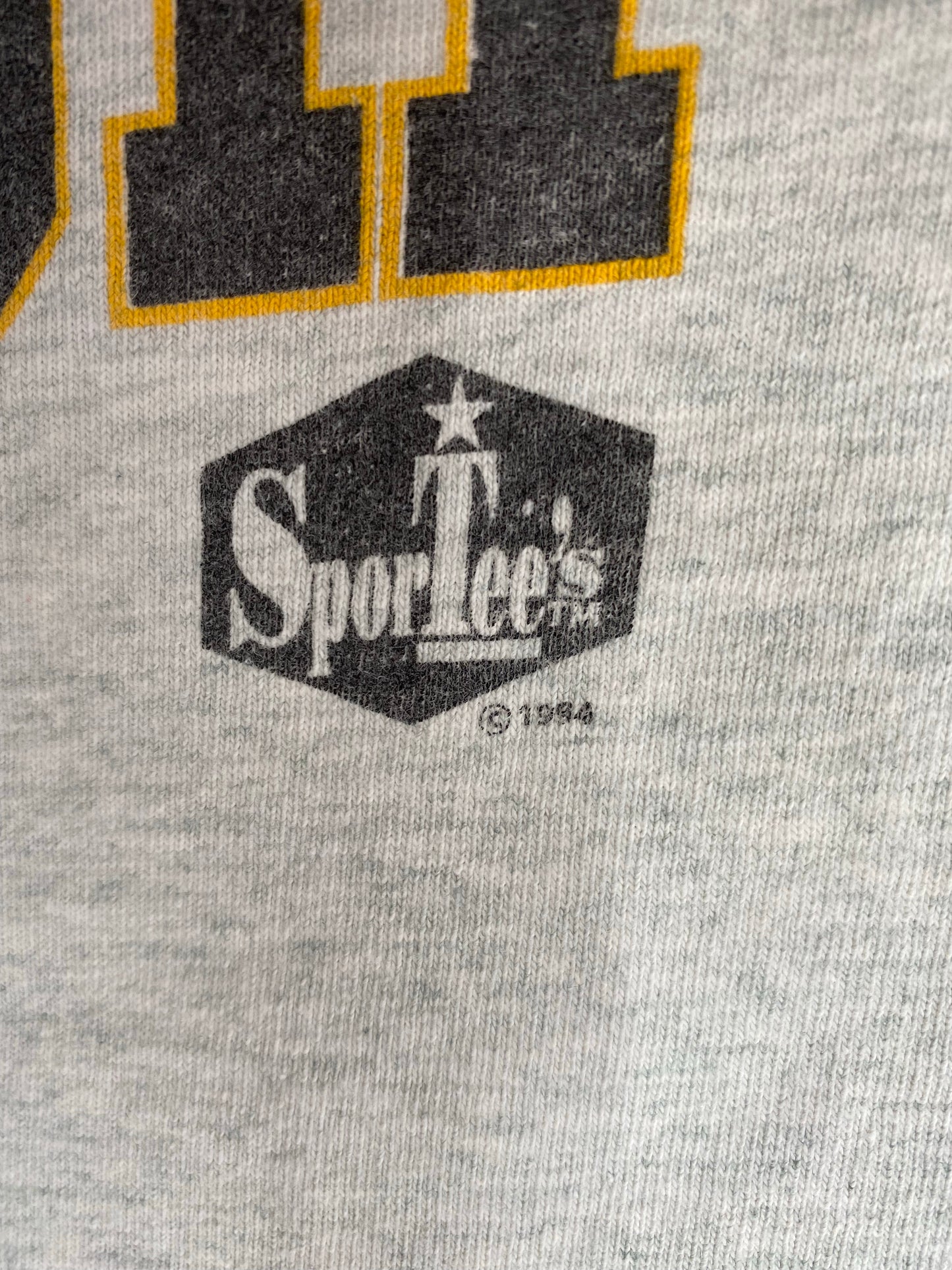 1994 PITTSBURGH CLEMENTE Made in USA Size XL Vintage NBA T- Shirt / K4184