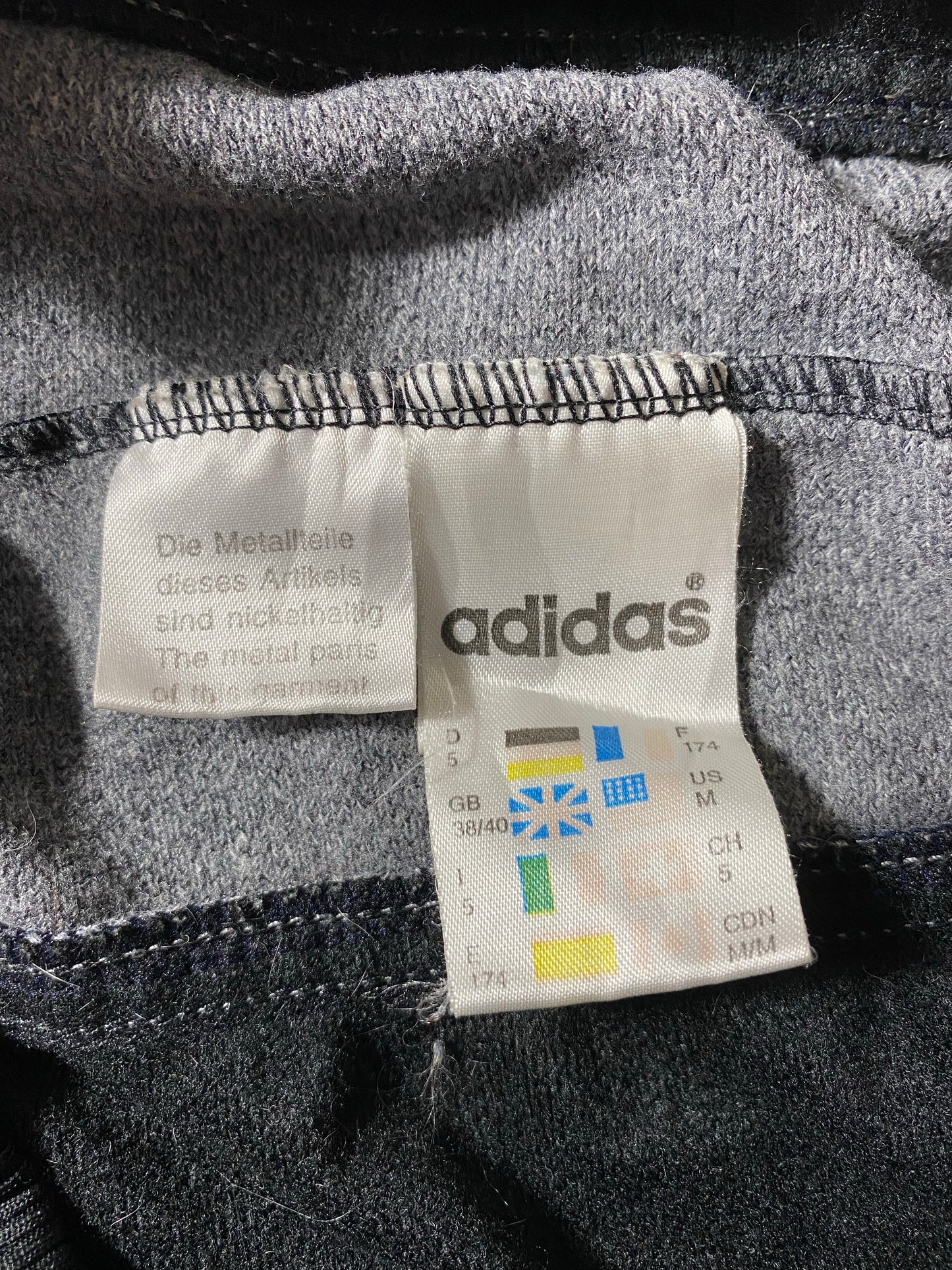 90’s Euro ADIDAS Size M Vintage Jersey / K4375