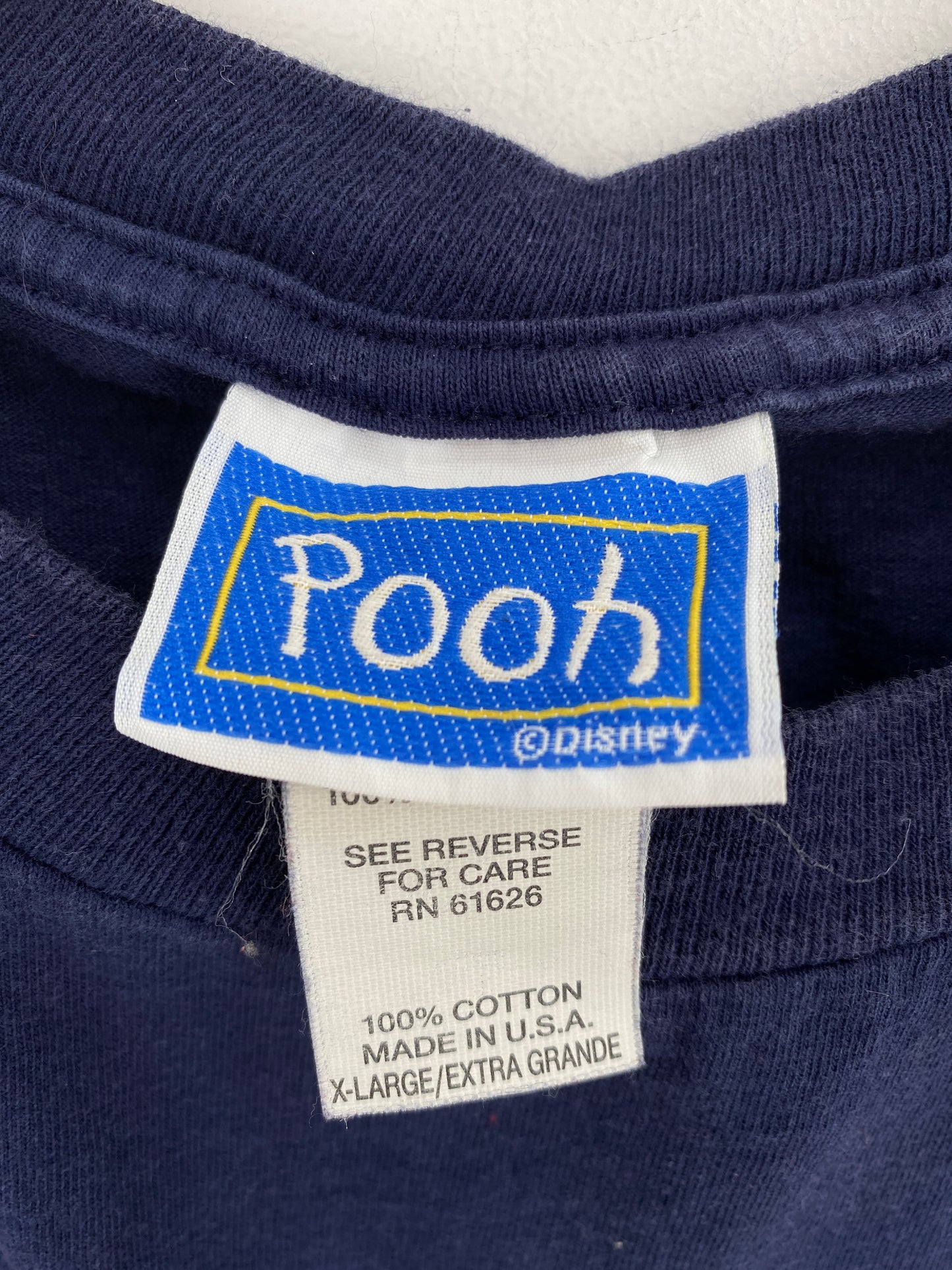 00' DISNEY WINNIE THE POOH Made in USA Size XL Vintage T-Shirts / A6289