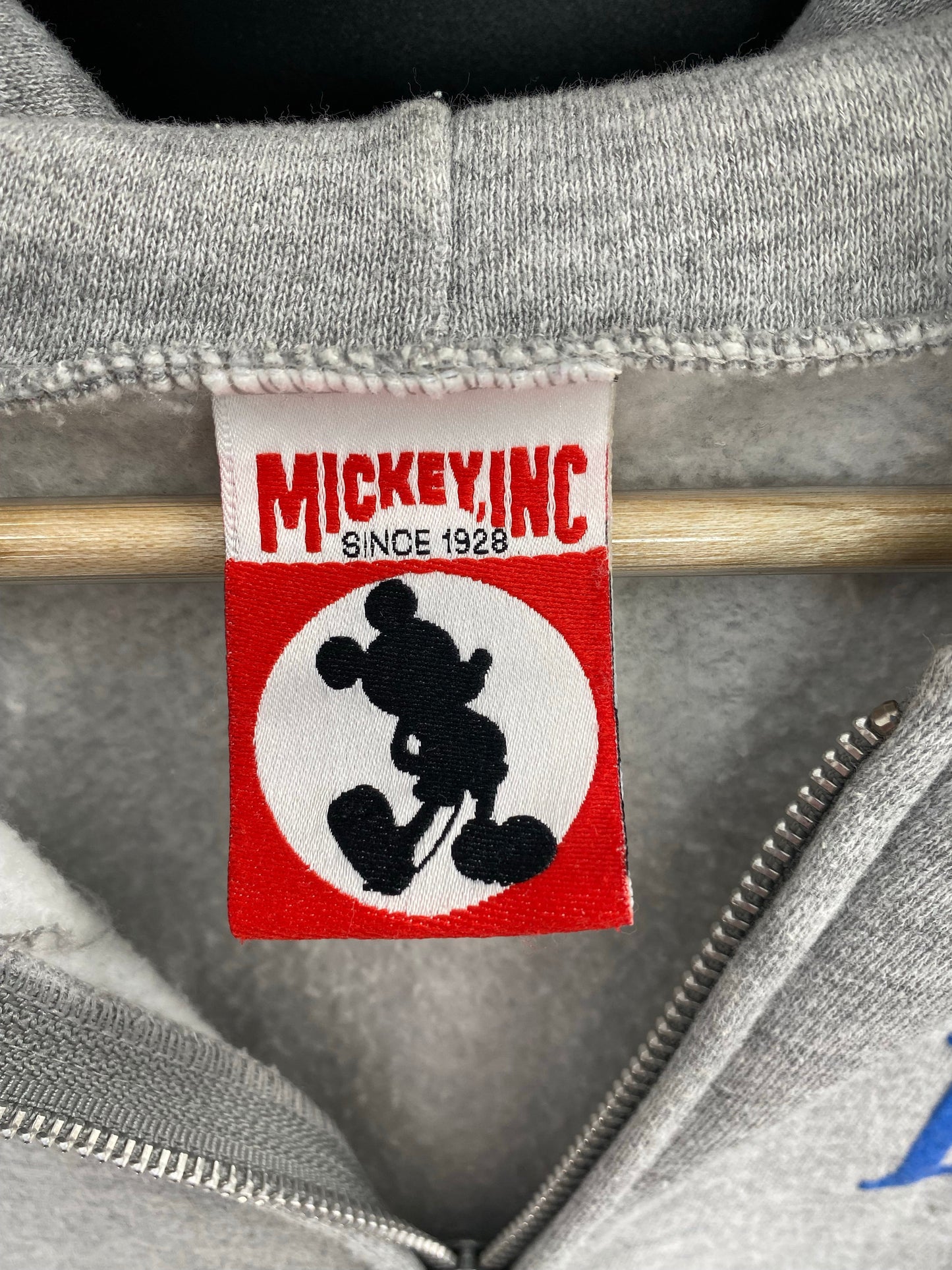 90’s DISNEY EPCOT Made in USA Size XL Vintage Zip Up Sweat-shirt / E285