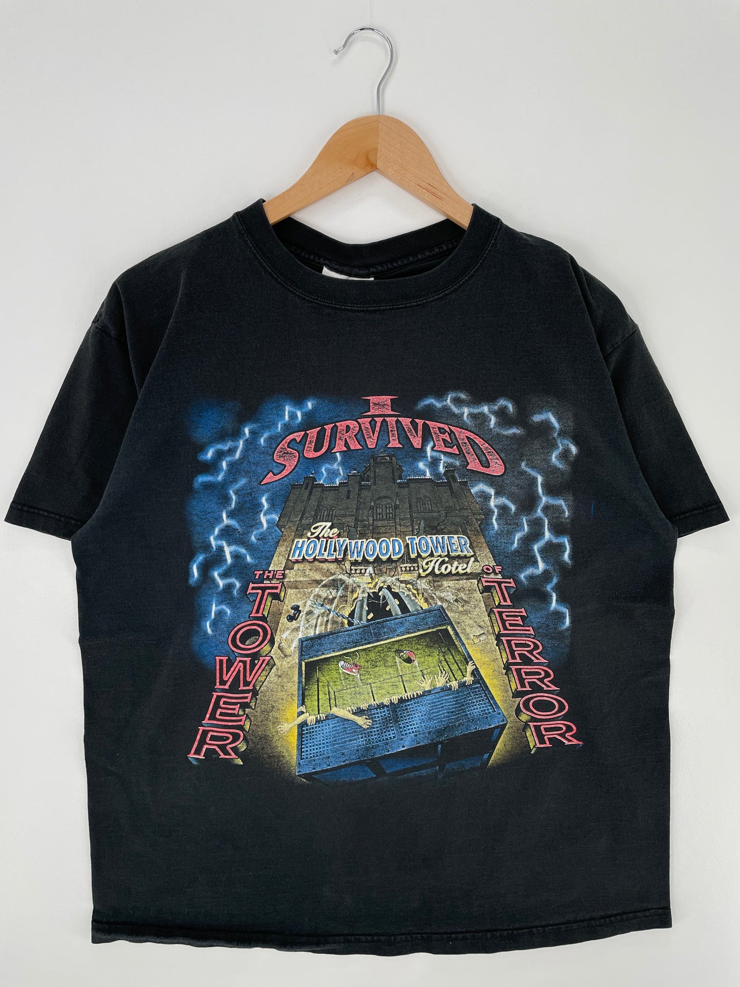 00’ DISNEY TOWER OF TERROR Made in USA Size L Vintage T-Shirts / A779