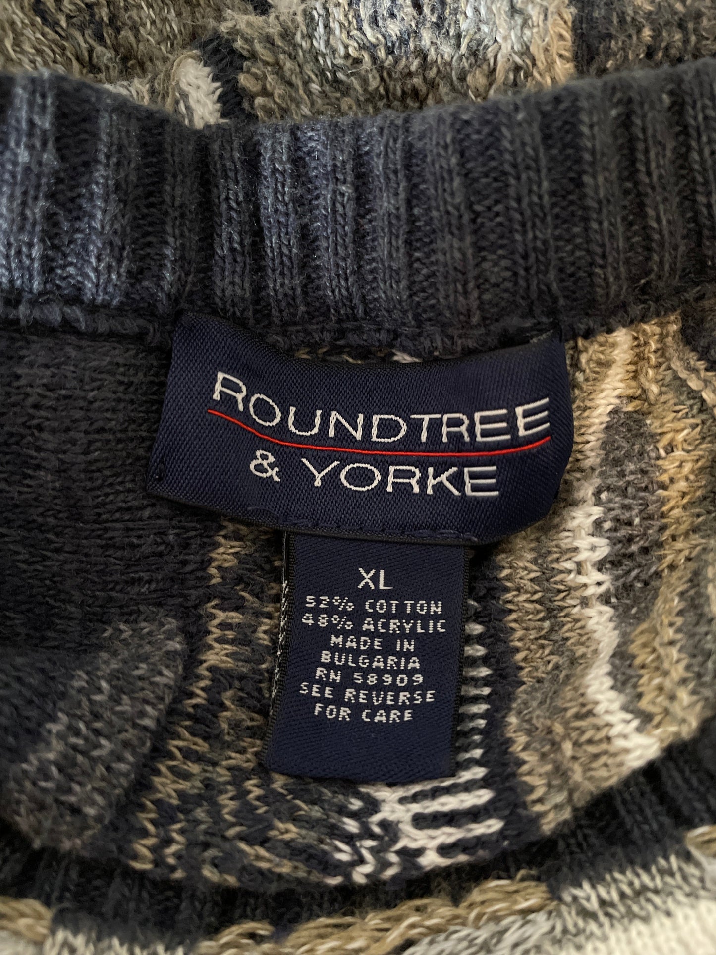 Vintage 3D COOGI- Style Size XL Knit Sweater / A2559