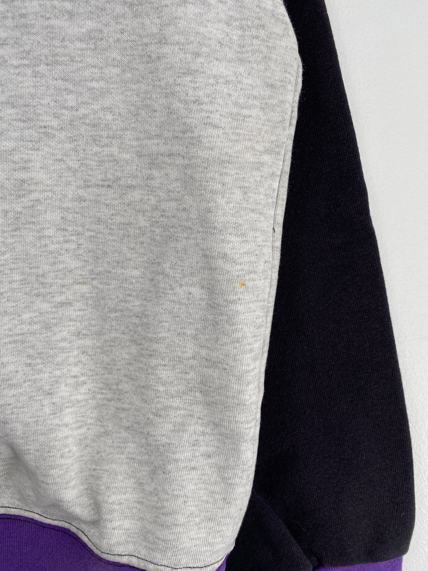 90’s SALEM x HORNETS Made in USA Size XL Vintage NBA Sweat-Shirt / A6223