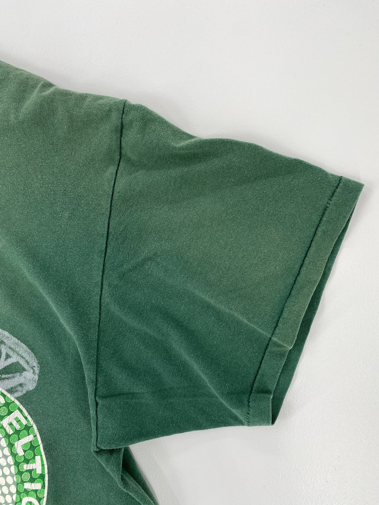 90’s BOSTON CELTICS Made in USA Size XL Vintage NBA T-shirt / A502