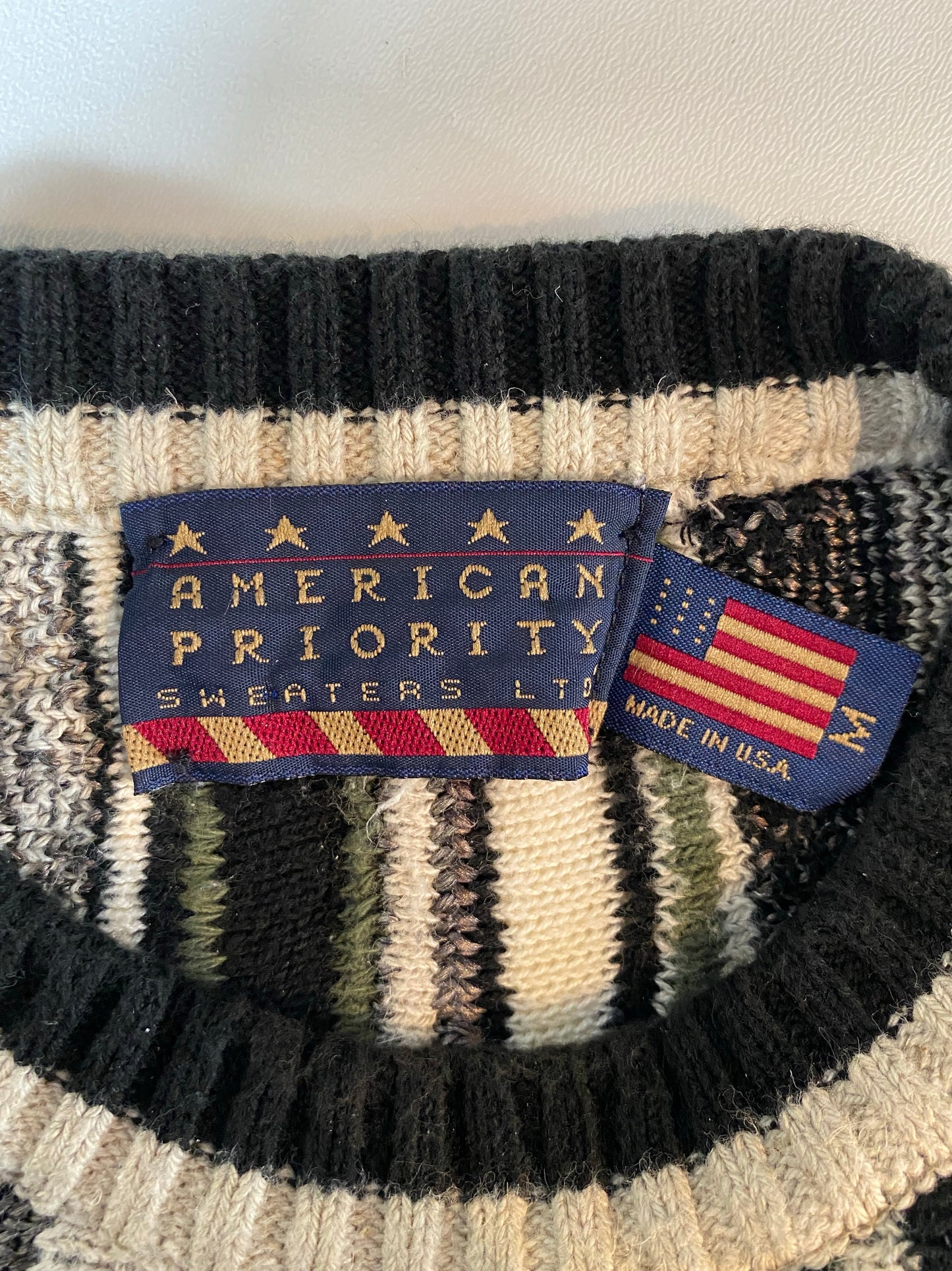 Vintage 3D COOGI- Style Size M Knit Sweater / K9215