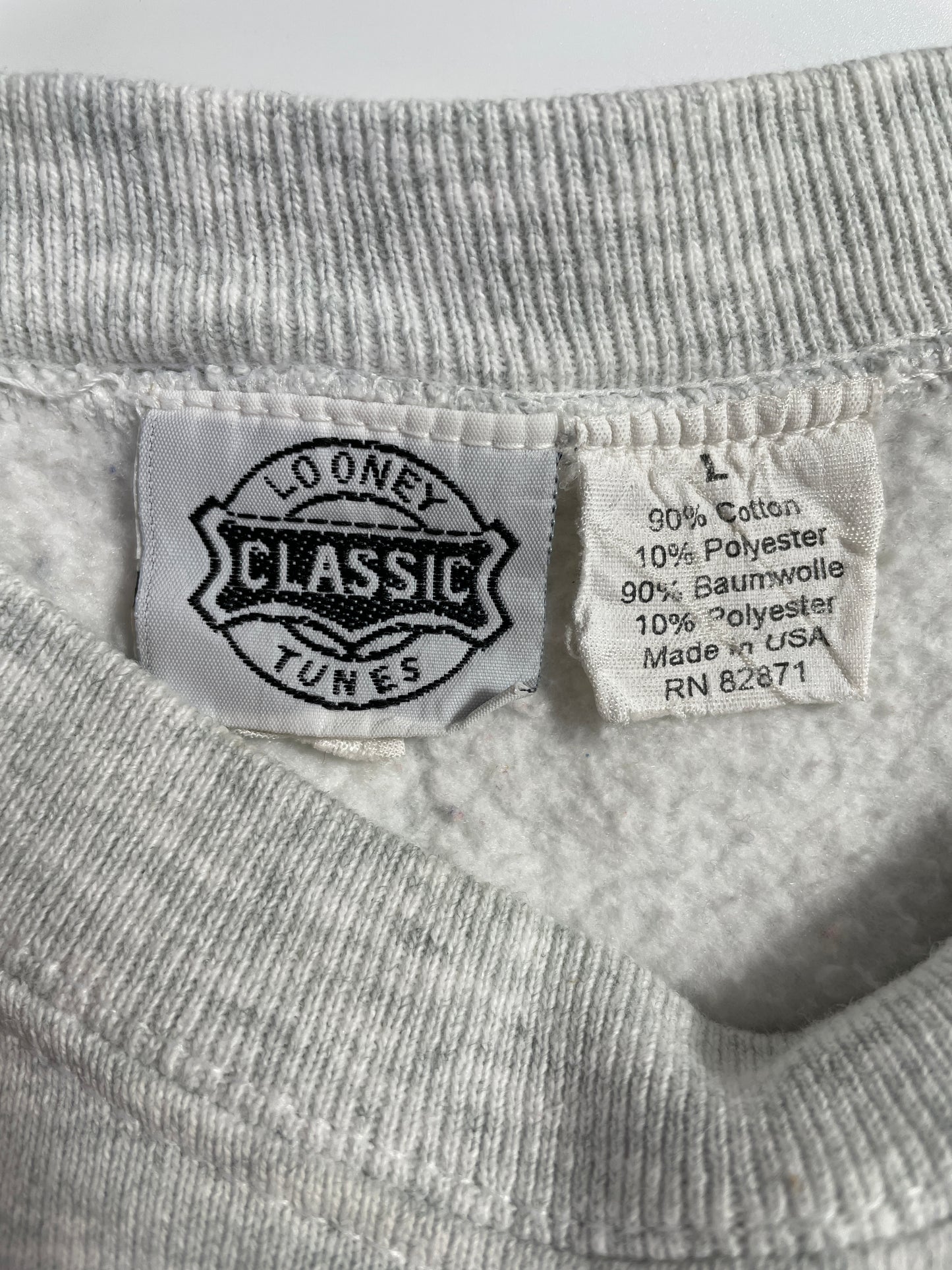 1994 LOONEY TUNES TWEETY Made in USA Size L Vintage Sweat-shirt / E4009S