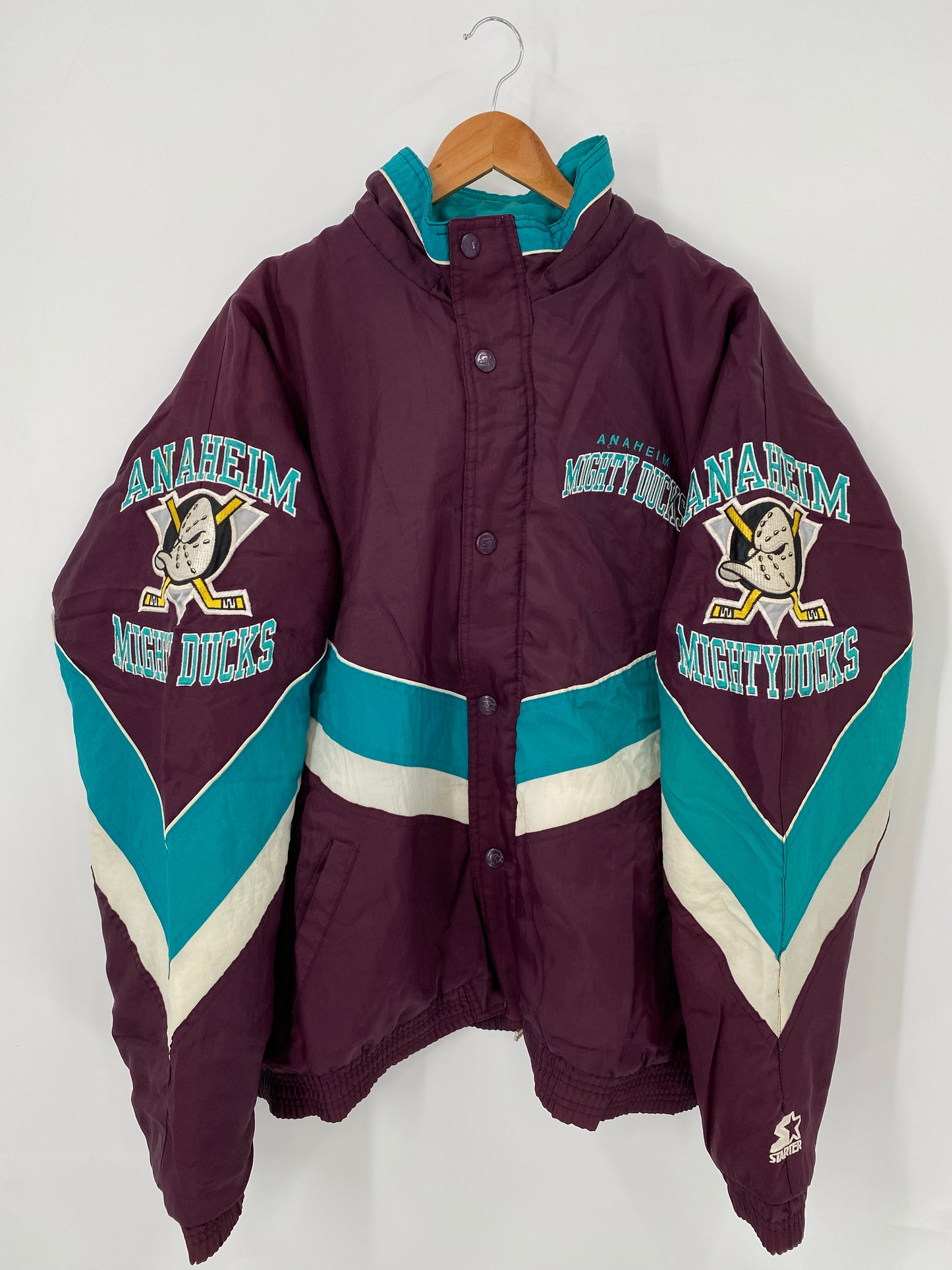 90’s STARTER x ANAHEIM MIGHTY DUCKS Size L NHL Outerwear / K4383