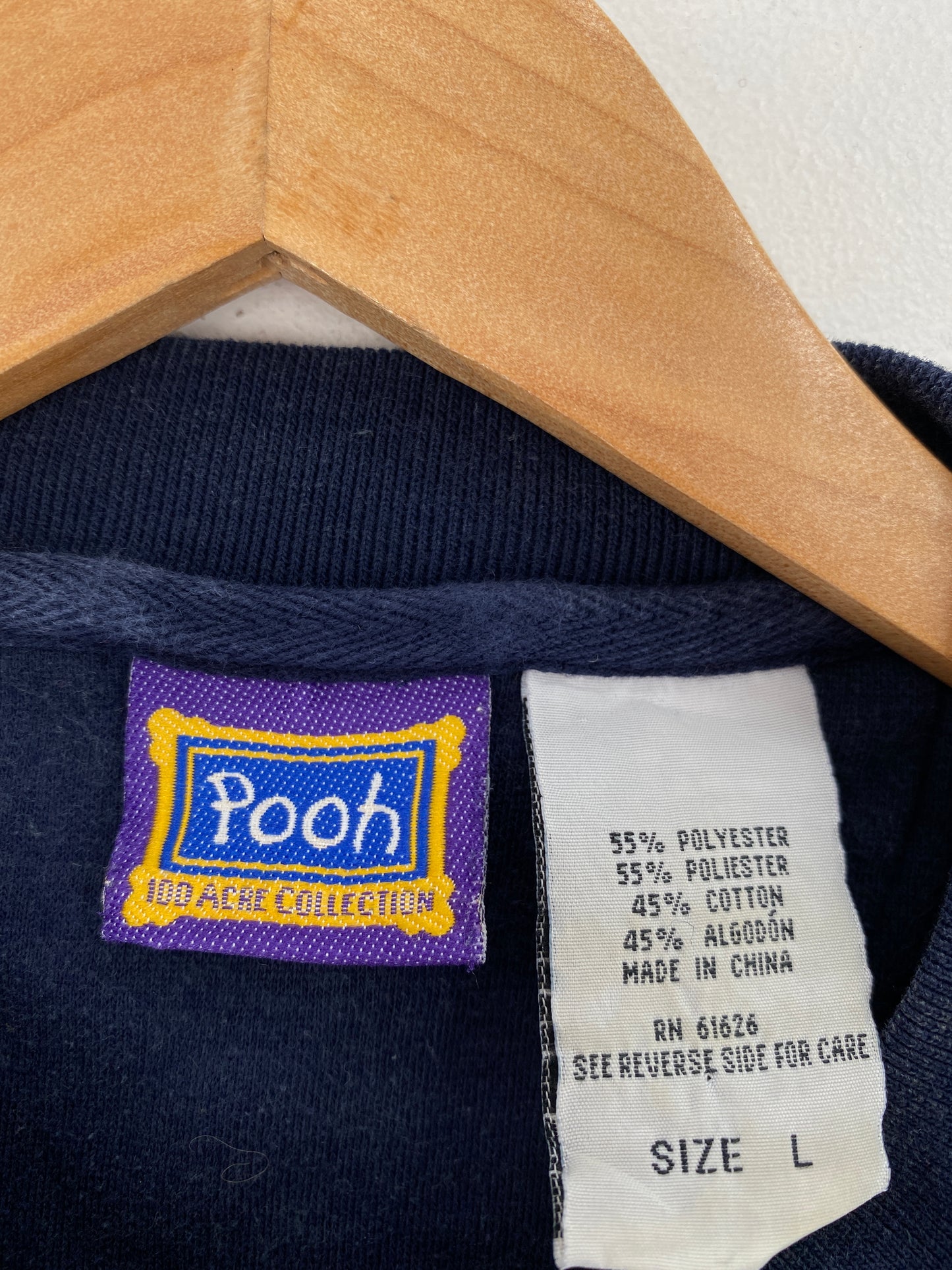 00' DISNEY WINNIE THE POOH Size L Vintage Sweat-shirt / A7175