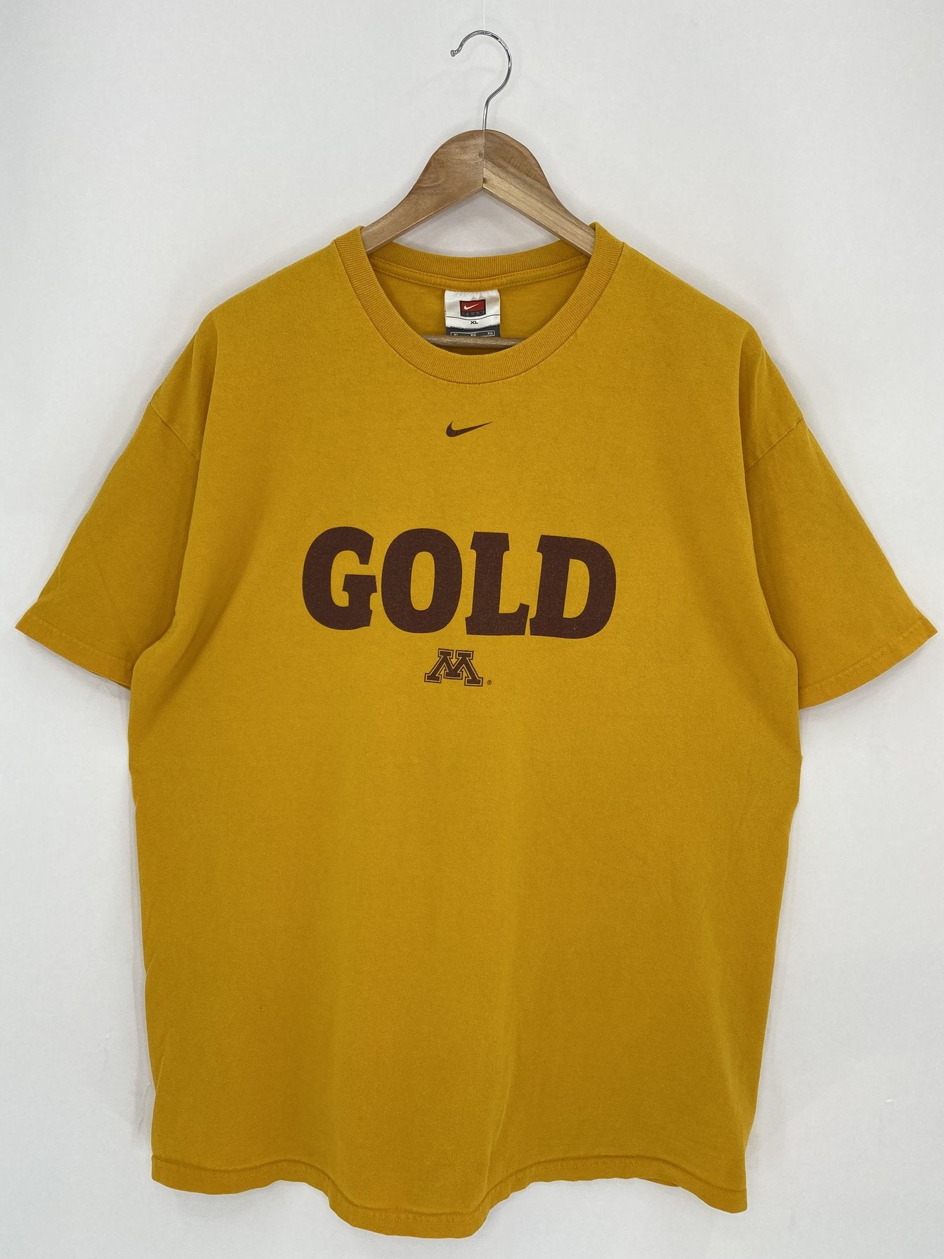 00’ NIKE GOLD Size XL Vintage College T-shirt / K6332