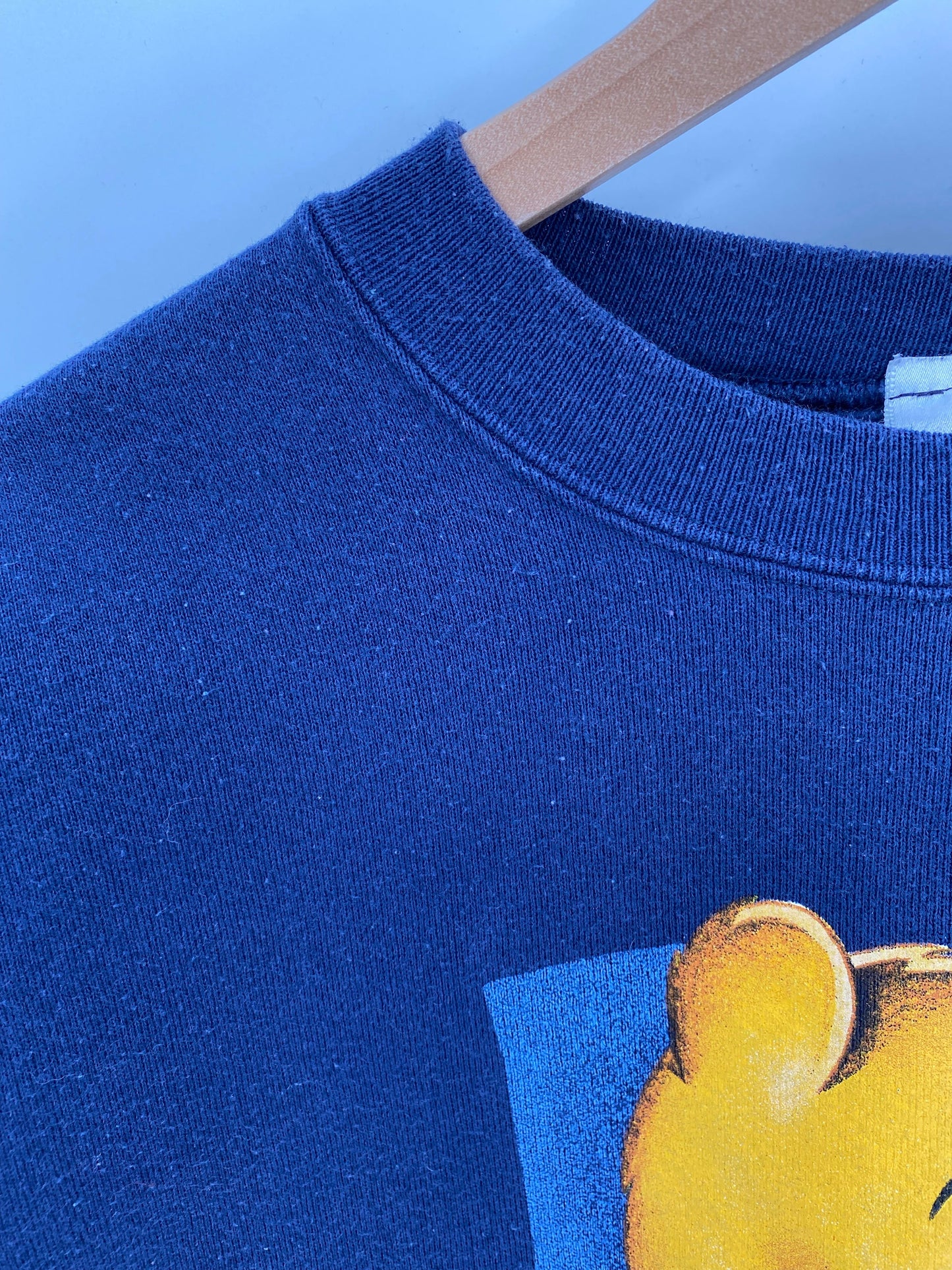 00’ DISNEY WINNIE THE POOH Made in USA Size M Vintage Sweat-Shirt / E1247