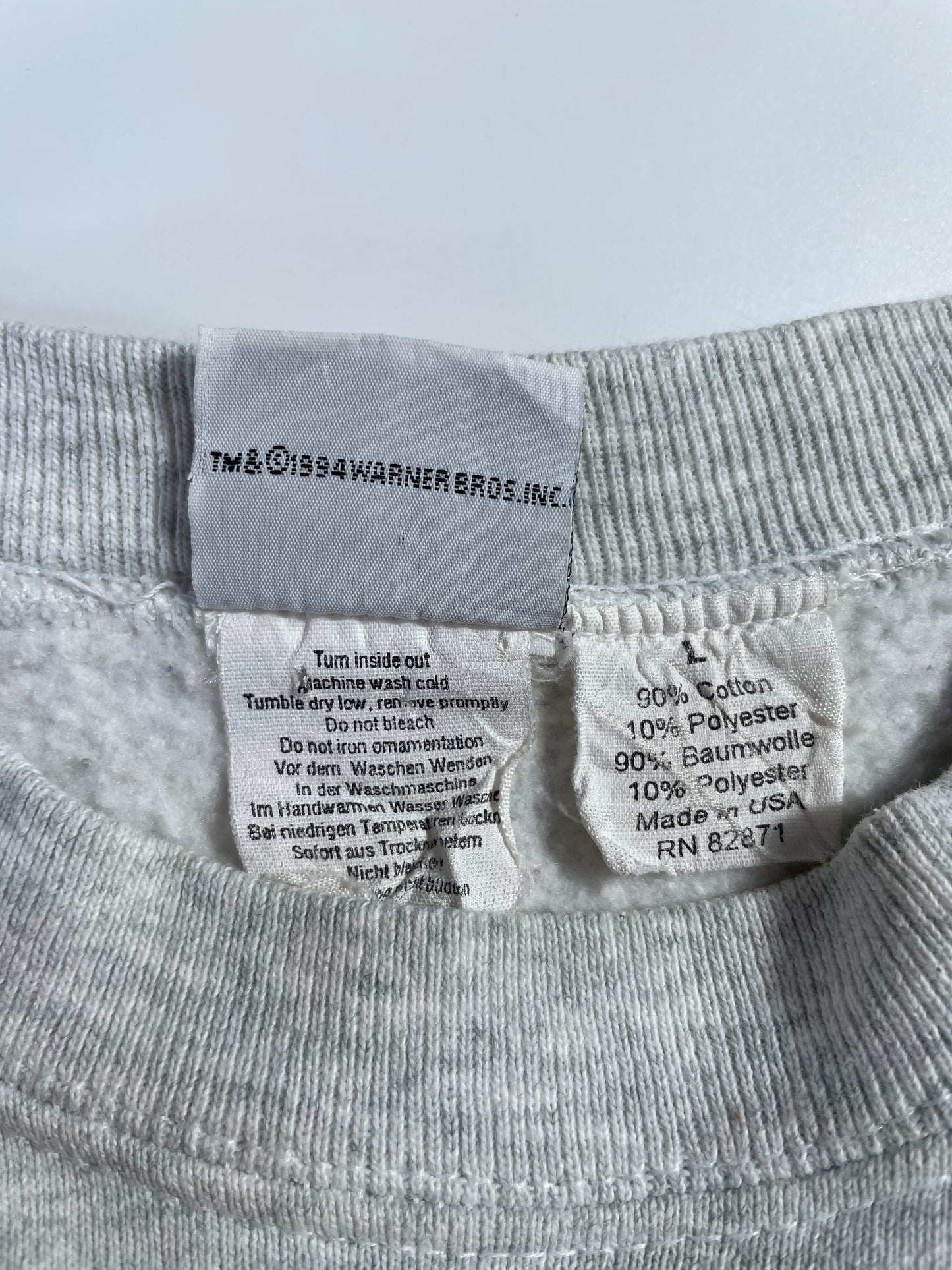 1994 LOONEY TUNES TWEETY Made in USA Size L Vintage Sweat-shirt / E4009S