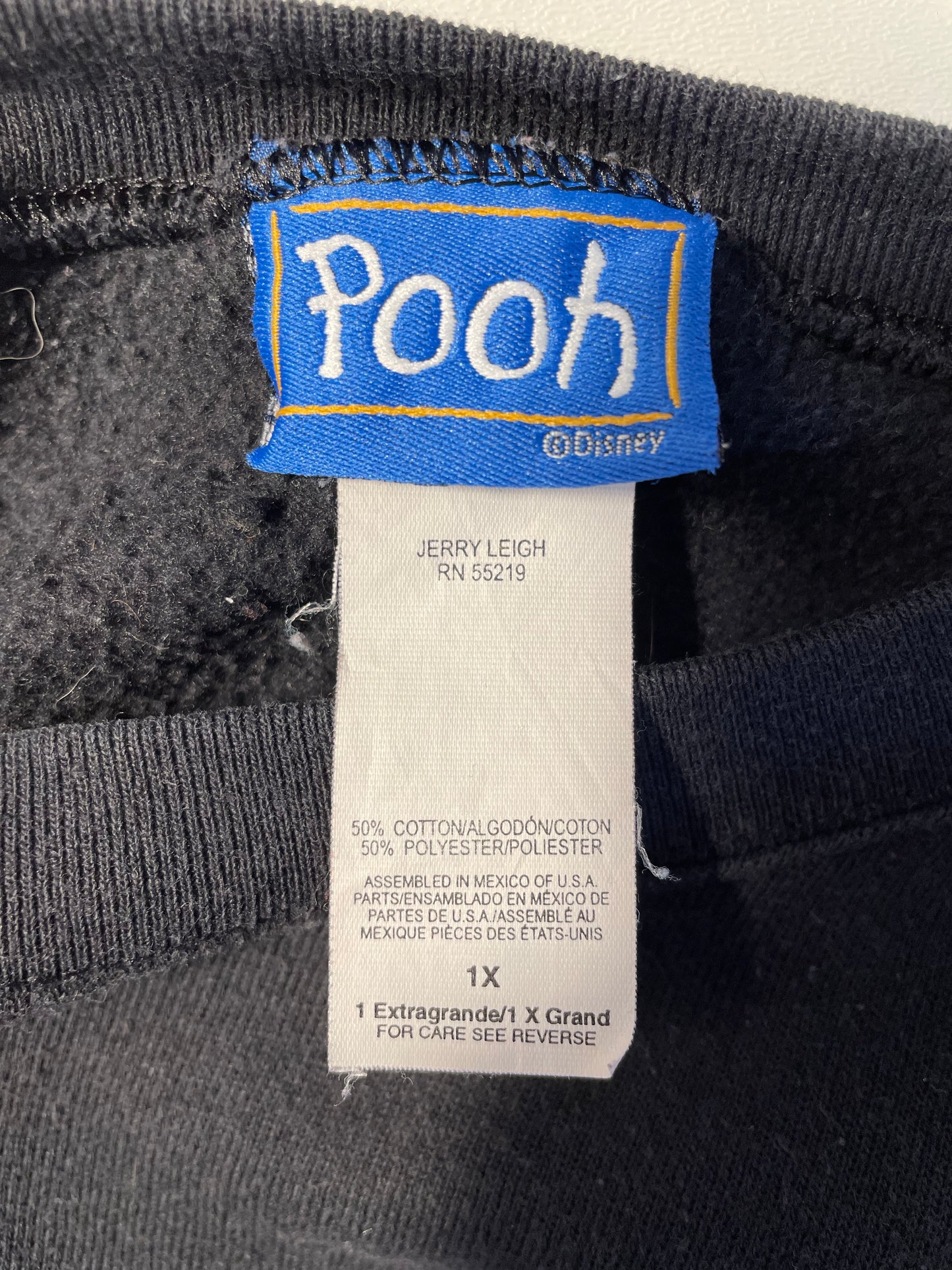 00’ DISNEY POOH  Size XL Vintage Sweat-shirt / K5837