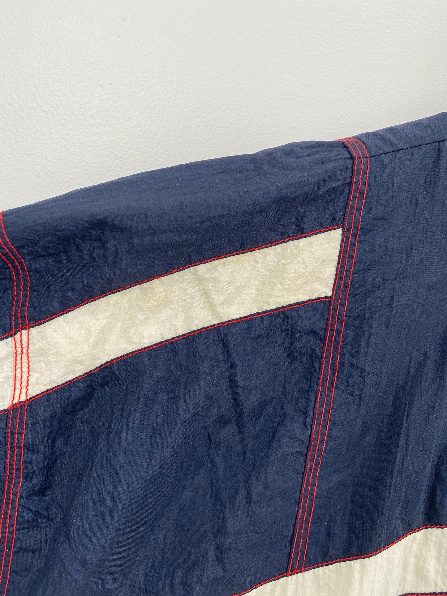 90’s FILA Size XL Vintage Nylon Jacket / A343
