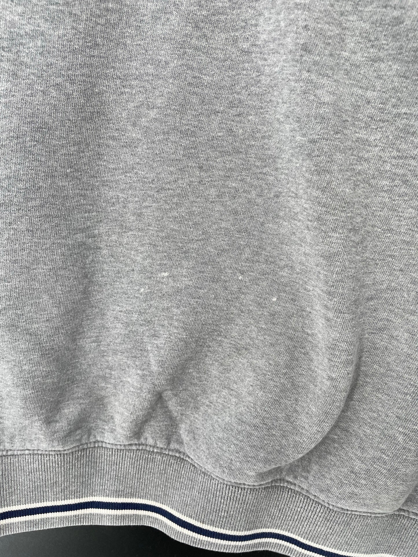 Vintage DISNEY EEYORE Size XL Sweat-shirt / E290