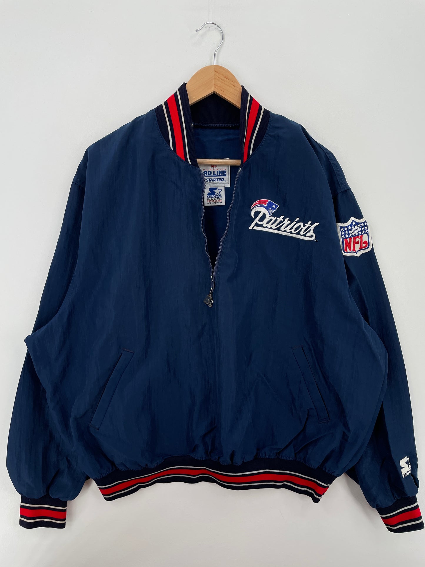 90's STARTER x NEW ENGLAND PATRIOTS Made in USA Size XL Vintage NFL Nylon Jacket / A6837