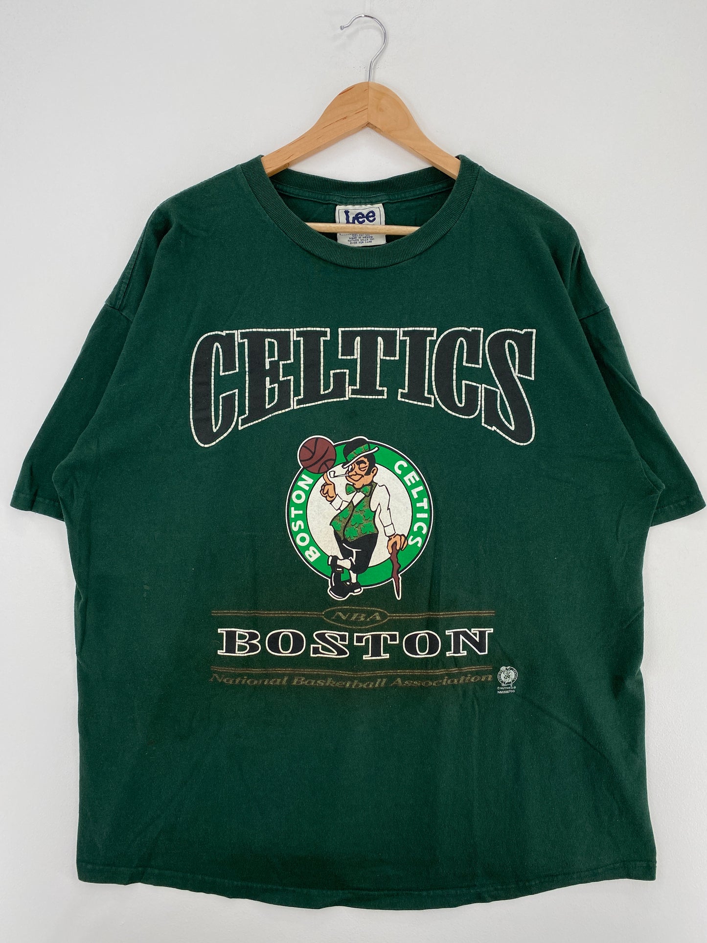 90’s BOSTON CELTICS Size XXL Vintage NBA T-Shirt / A4669