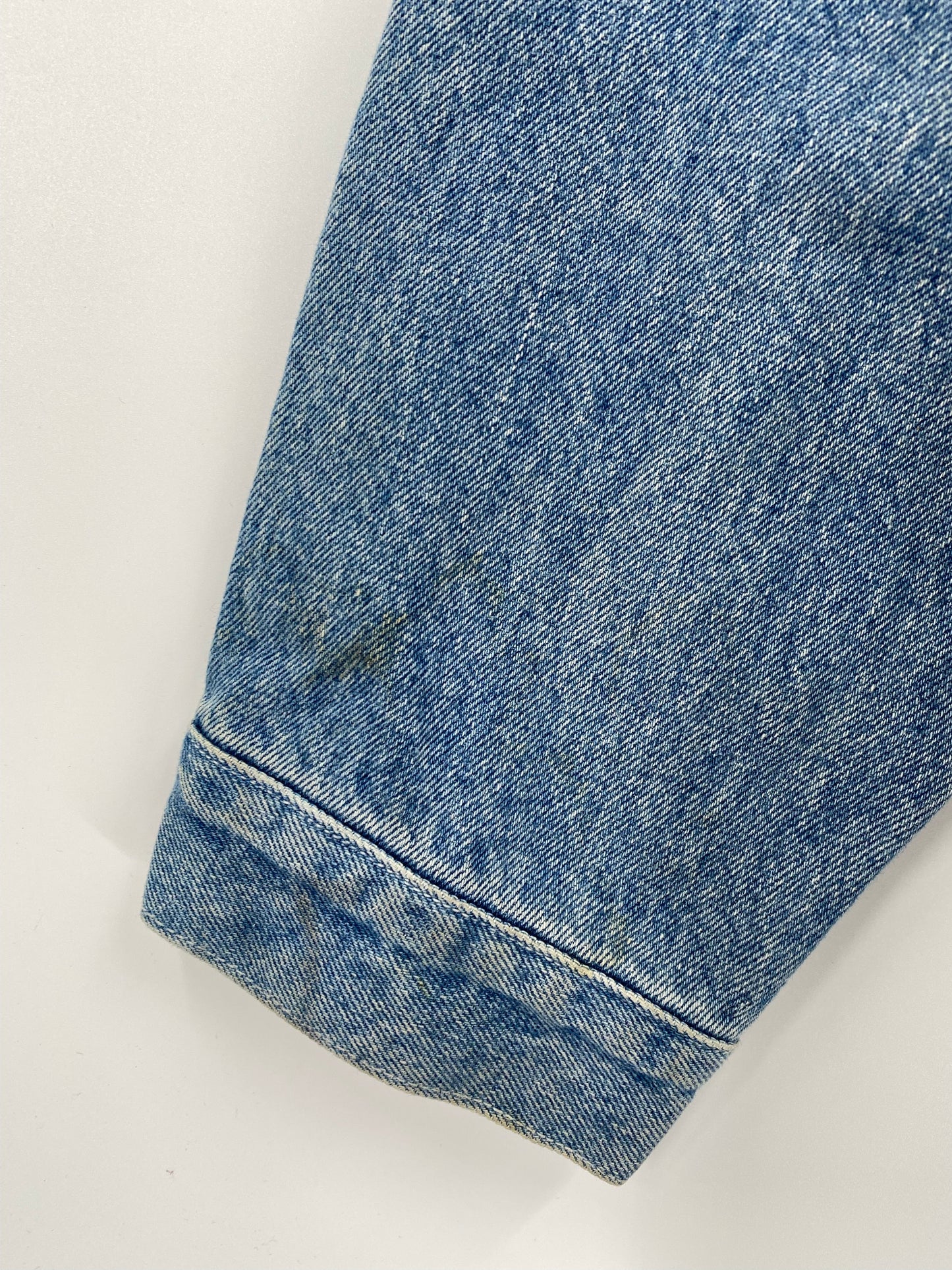 00’ DISNEY Size L Vintage Denim Jacket / E1593J