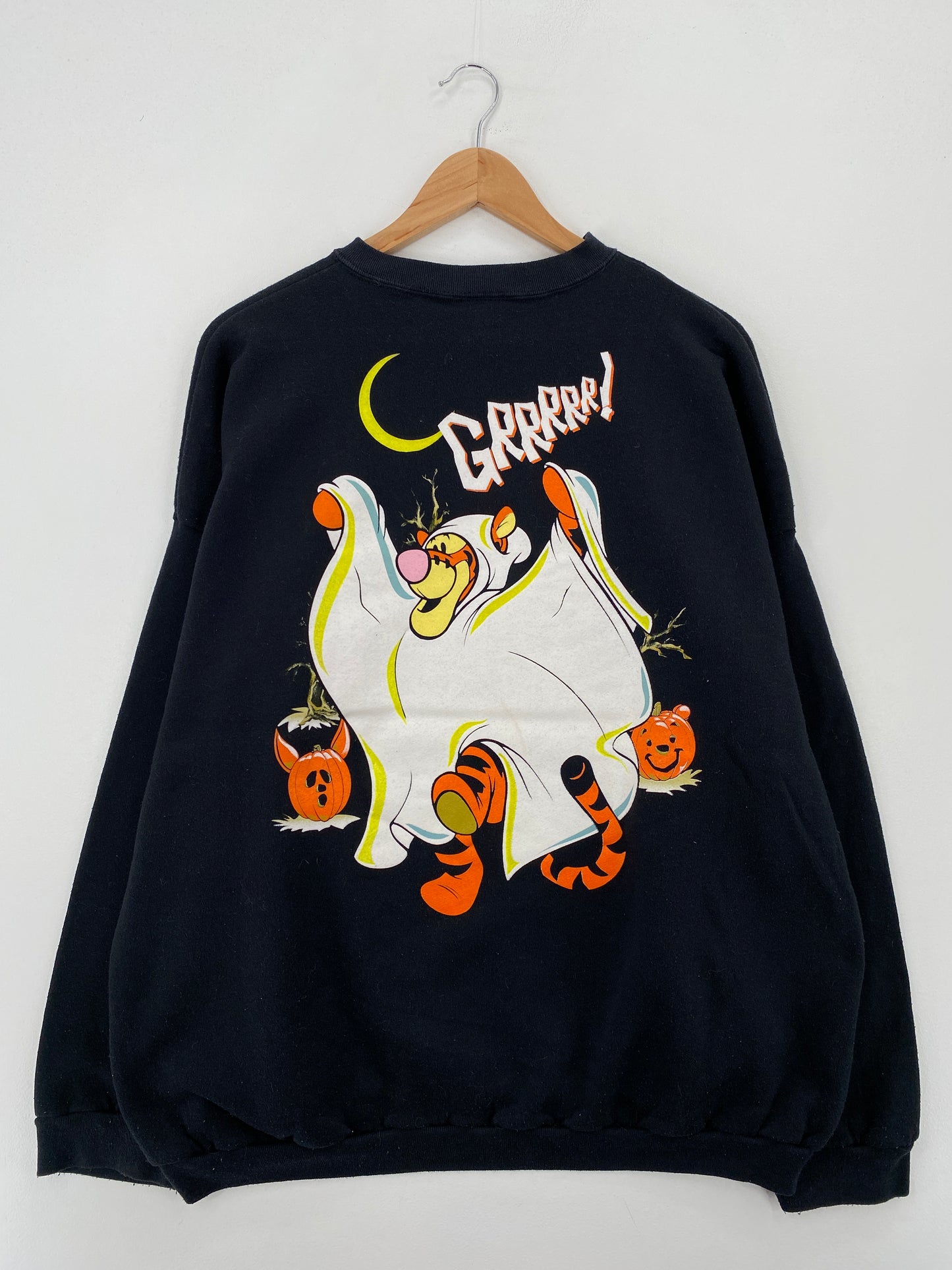 00’ DISNEY WINNIE THE POOH HALLOWEEN Made in USA Size XXXL Vintage Sweat-shirt / A7286