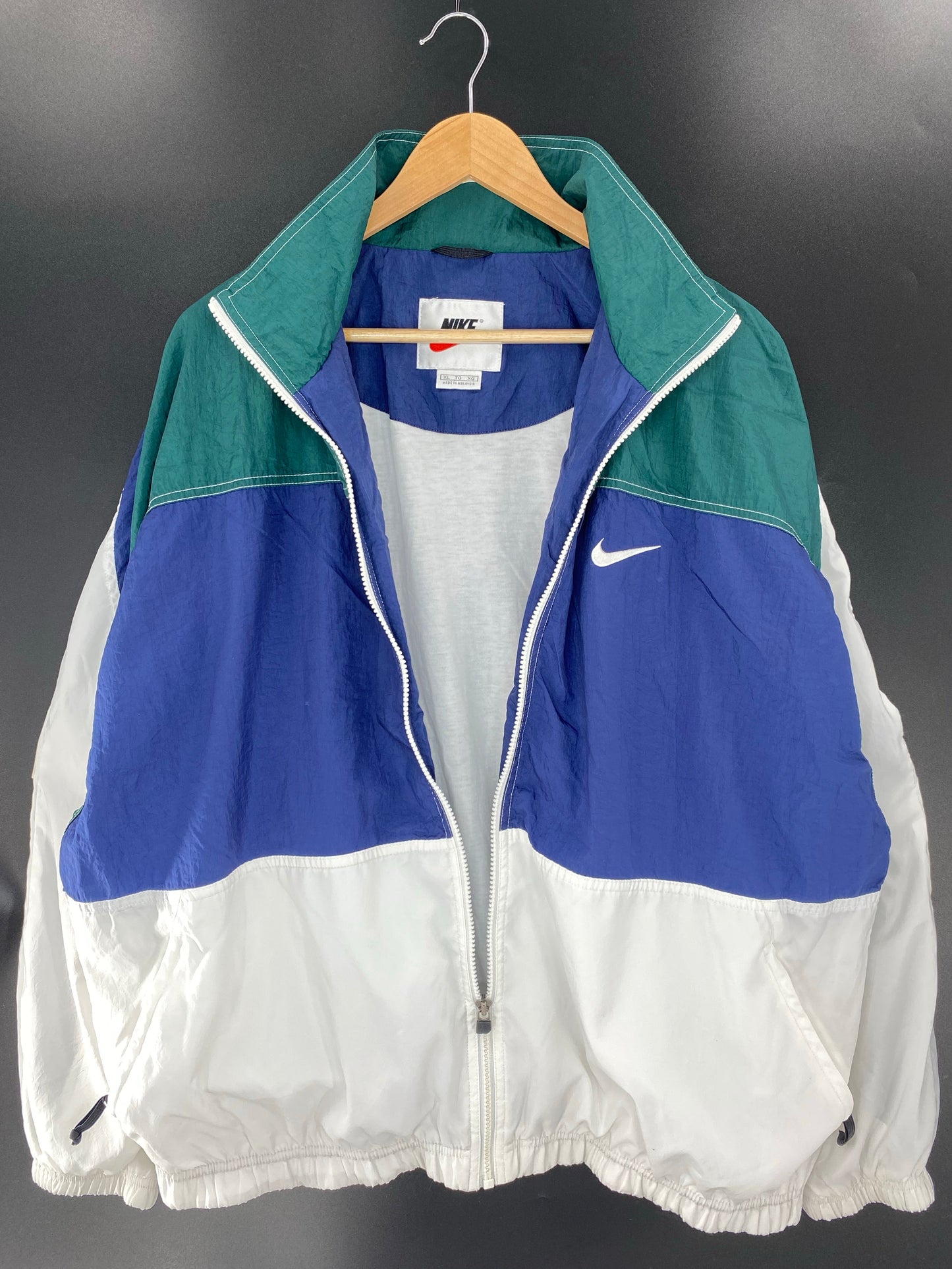 90’s NIKE Size XL Vintage Zip-up Nylon Jacket / A7987